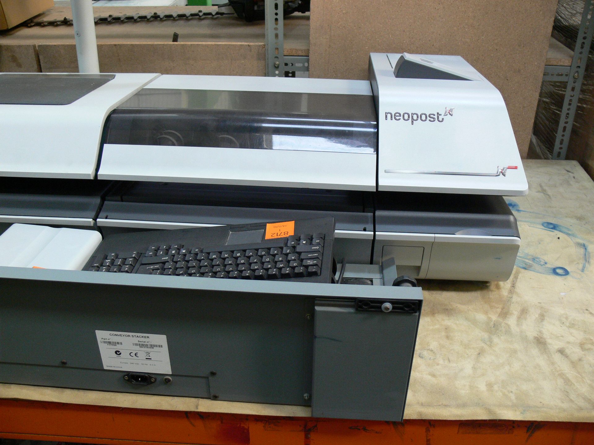 * A Neopost IS 6000 Franking Machine. A heavy duty, high volume machine that is built to last, - Image 2 of 7