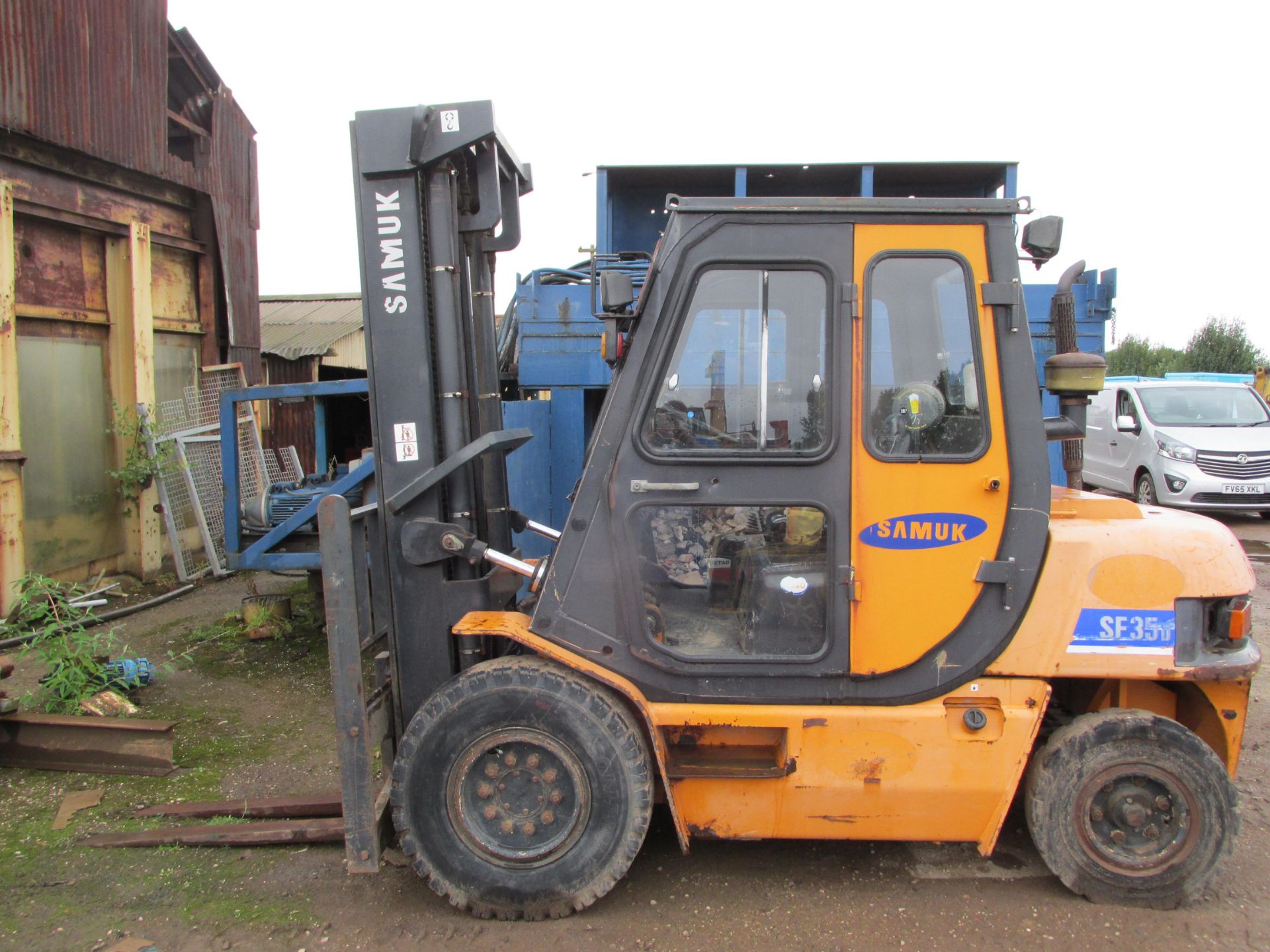 * Samuk SF35D, 3.5 Tonne Diesel Forklift, Duplex Mast, Rated at 3500Kg to 3.7m at 500mm, Cab Fully