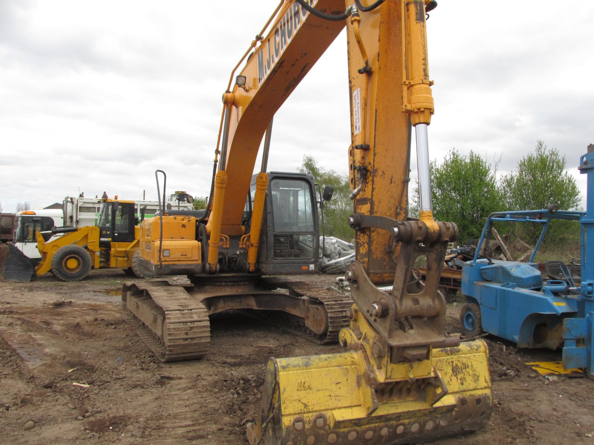 * Hyundai 250LC-7A, Excavator, 2008, 2 Buckets, Good Working Engine. Please note this lot is located - Image 5 of 5