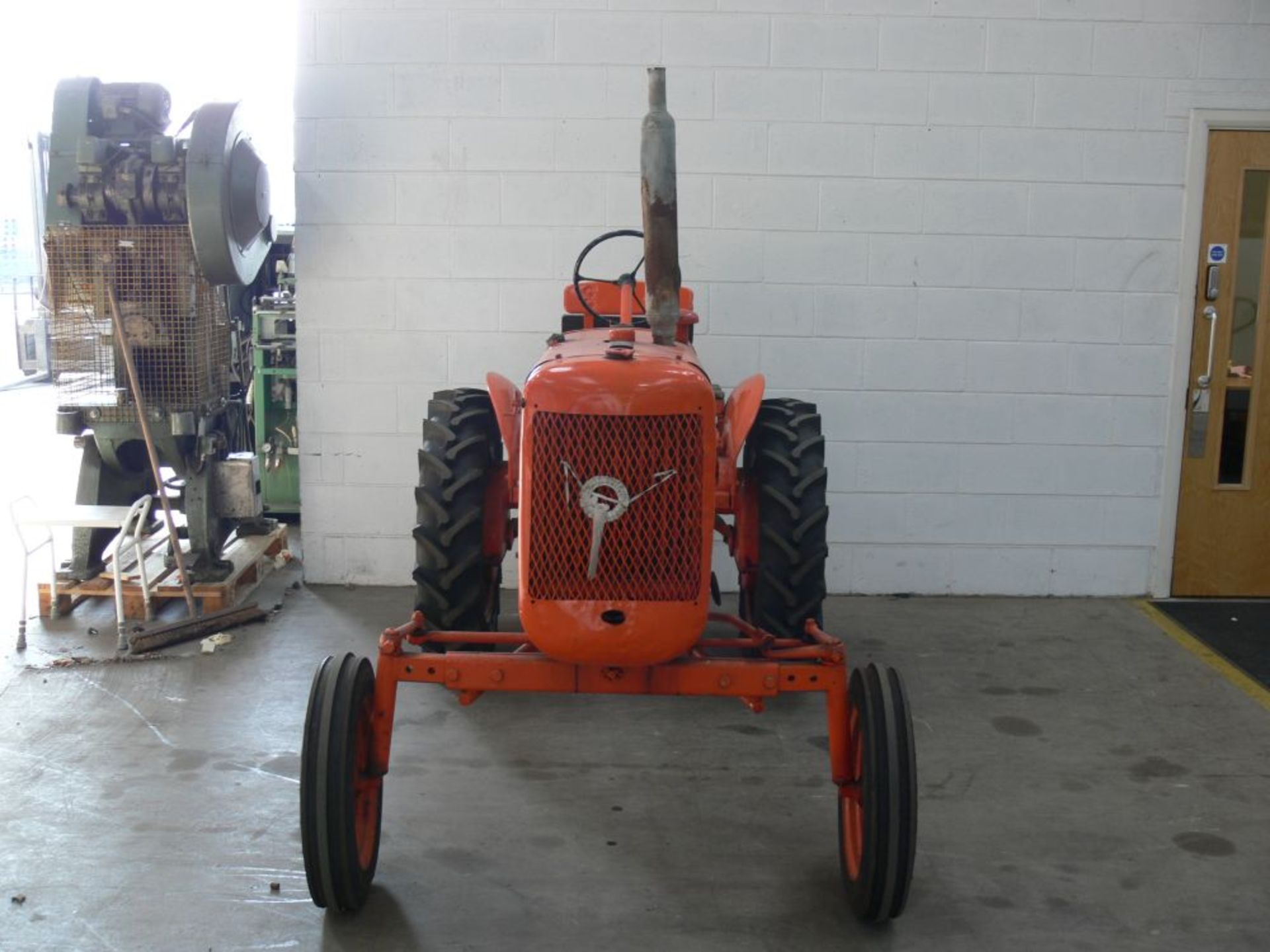 A 1949 Allis-Chalmers Model B Tractor. Original registration date 15/01/1948. Date of first - Image 2 of 22