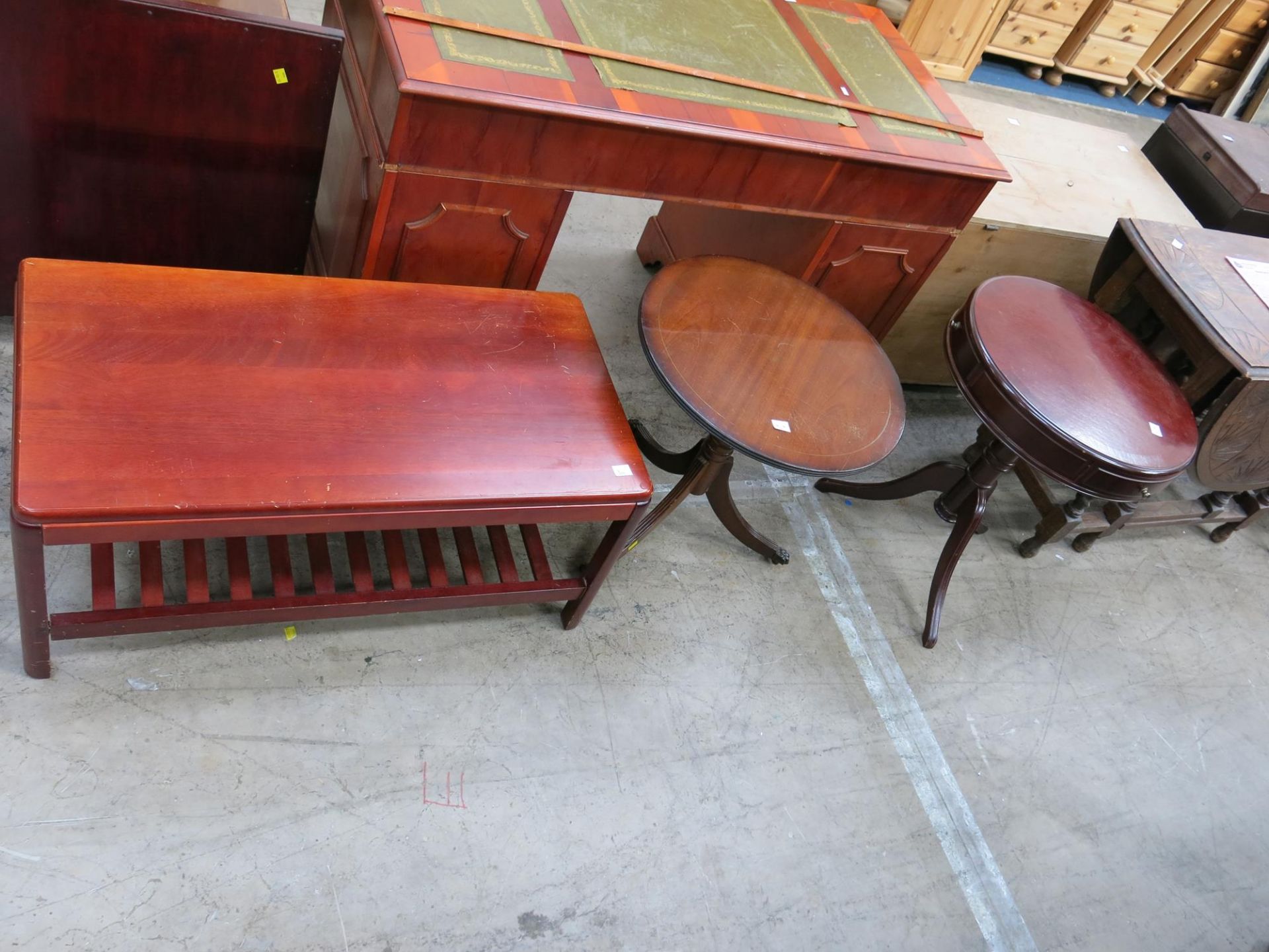 A rectangular coffee table with magazine shelf below (H41cm W88cm D48cm) A circular pedestal