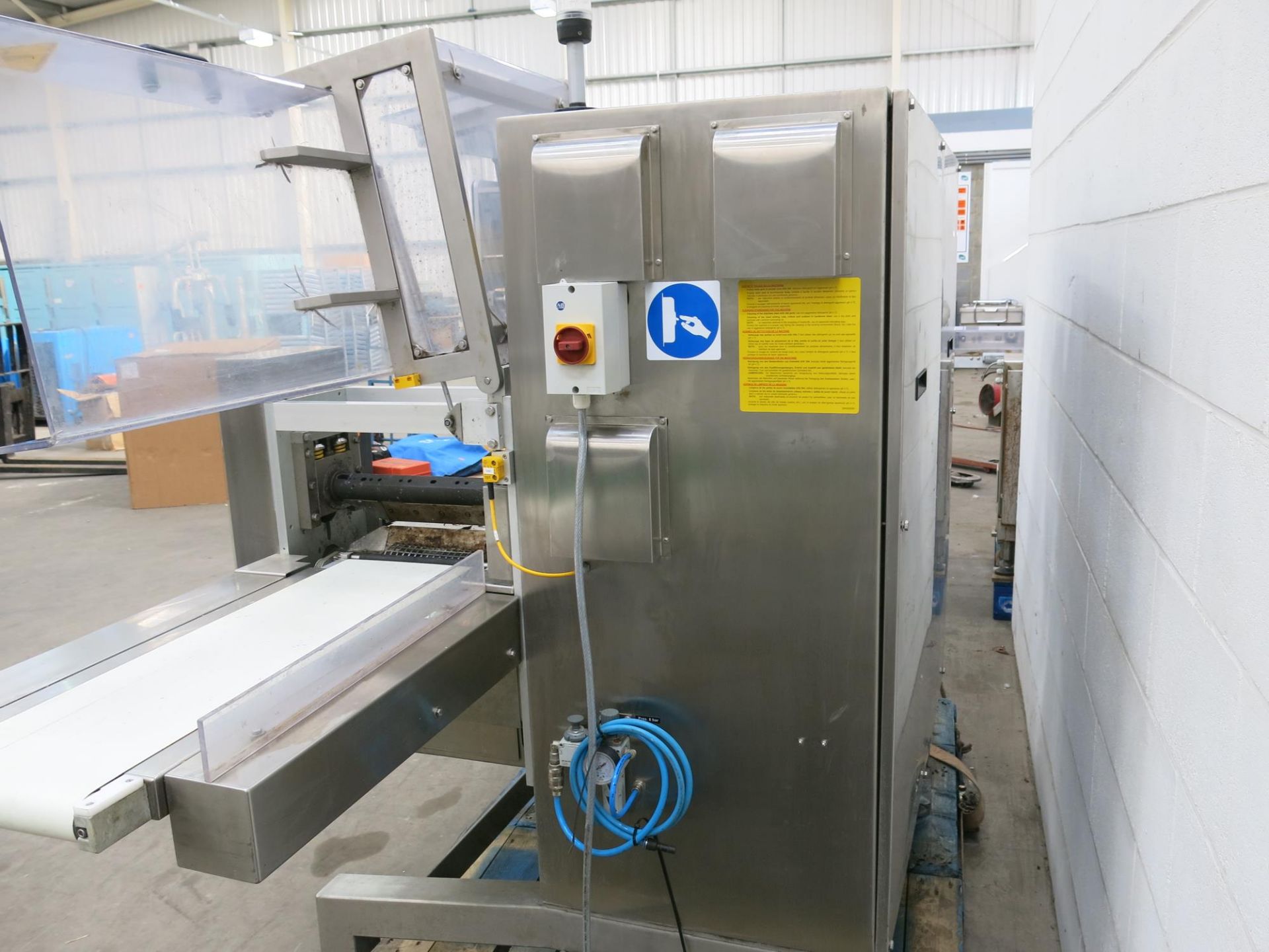 * 2014 Ilapak Carraera 1000/40 Stainless Steel Right Hand PLC Controlled Horizontal Form Fill Seal - Image 15 of 15