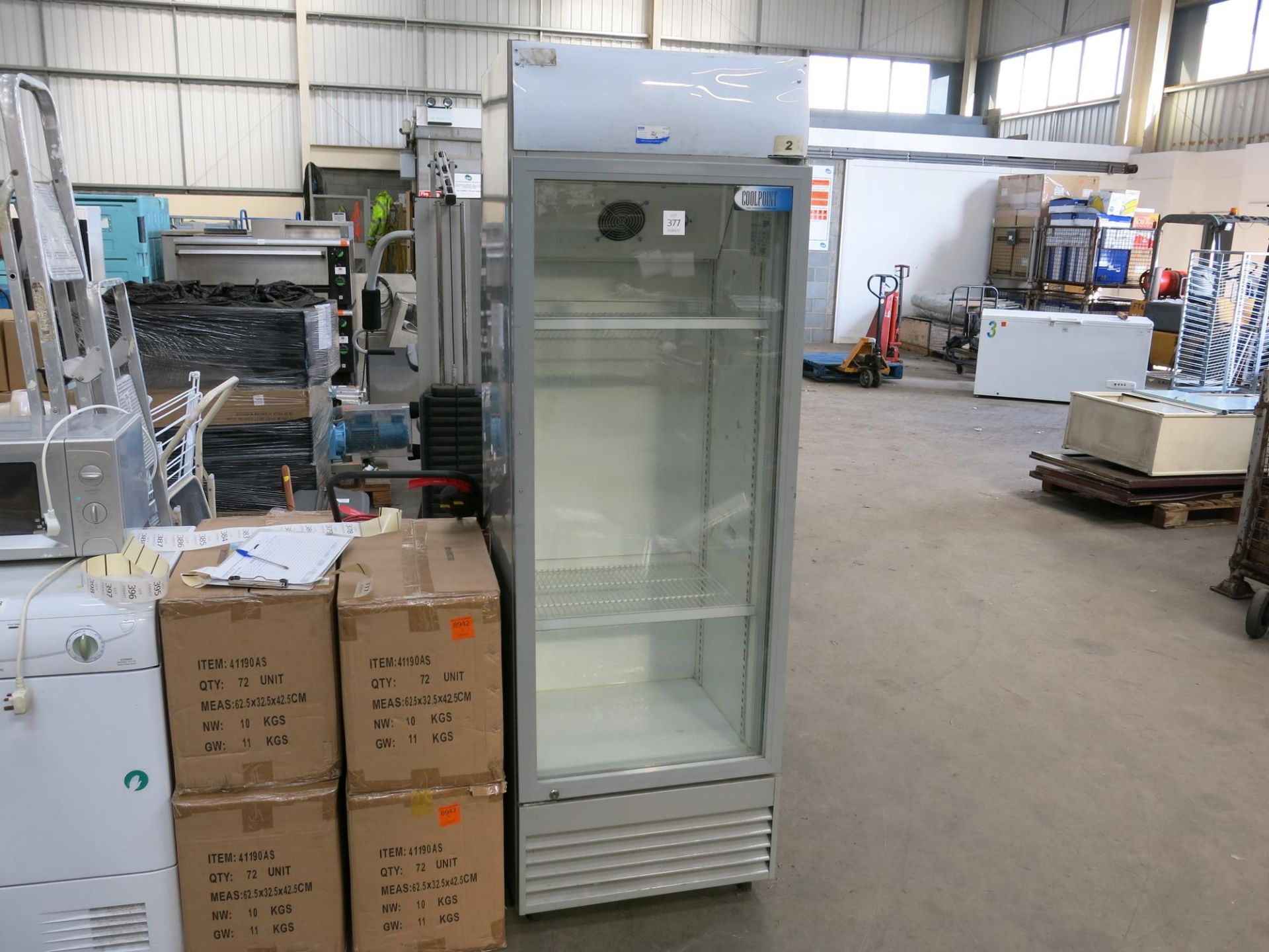 A Cool Point CX-404 display fridge. Please note this lot has a £5 +VAT lift out charge.