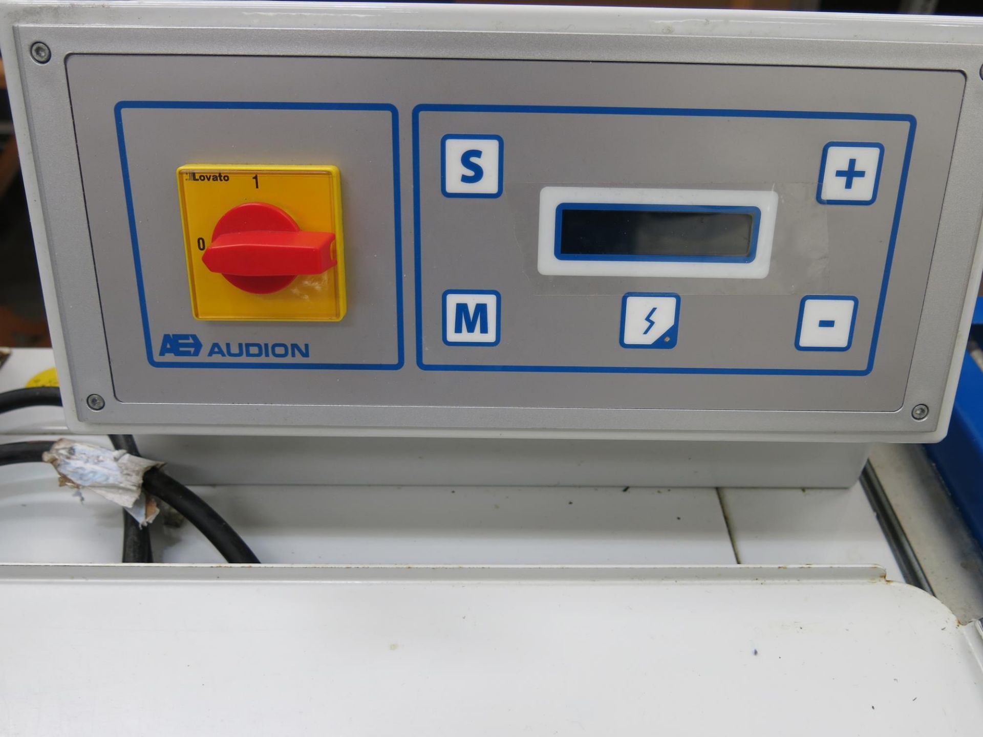 * Audion L500 SA Sealer s/n 51261. Please note that there is a £20 + VAT Lift Out fee on this lot - Image 5 of 7