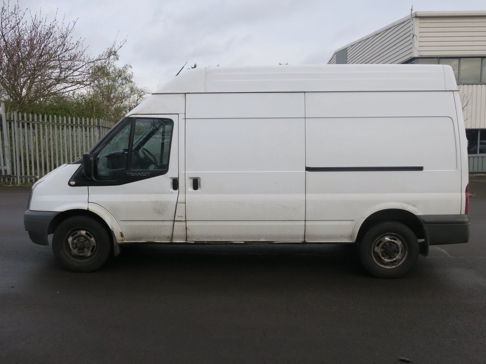 * 2009 Ford Transit 115 T350L RWD Panel Van with single side load door; Registration: VO59 EZJ; - Bild 4 aus 14