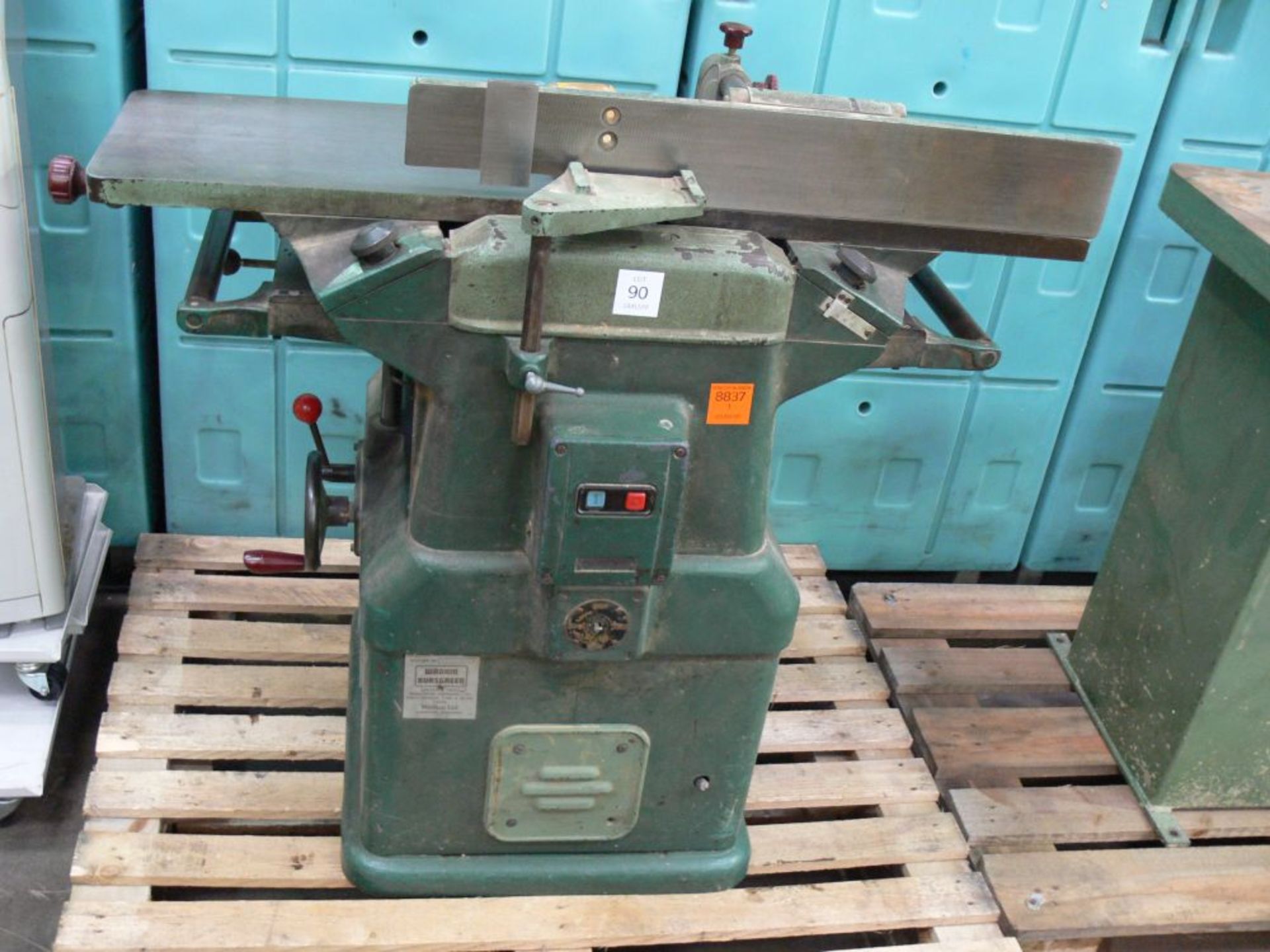 * A Wadkin Bursgreen 12 x 7 8AO/S Planer. Please note there is a £10 + VAT Lift out Fee on this lot