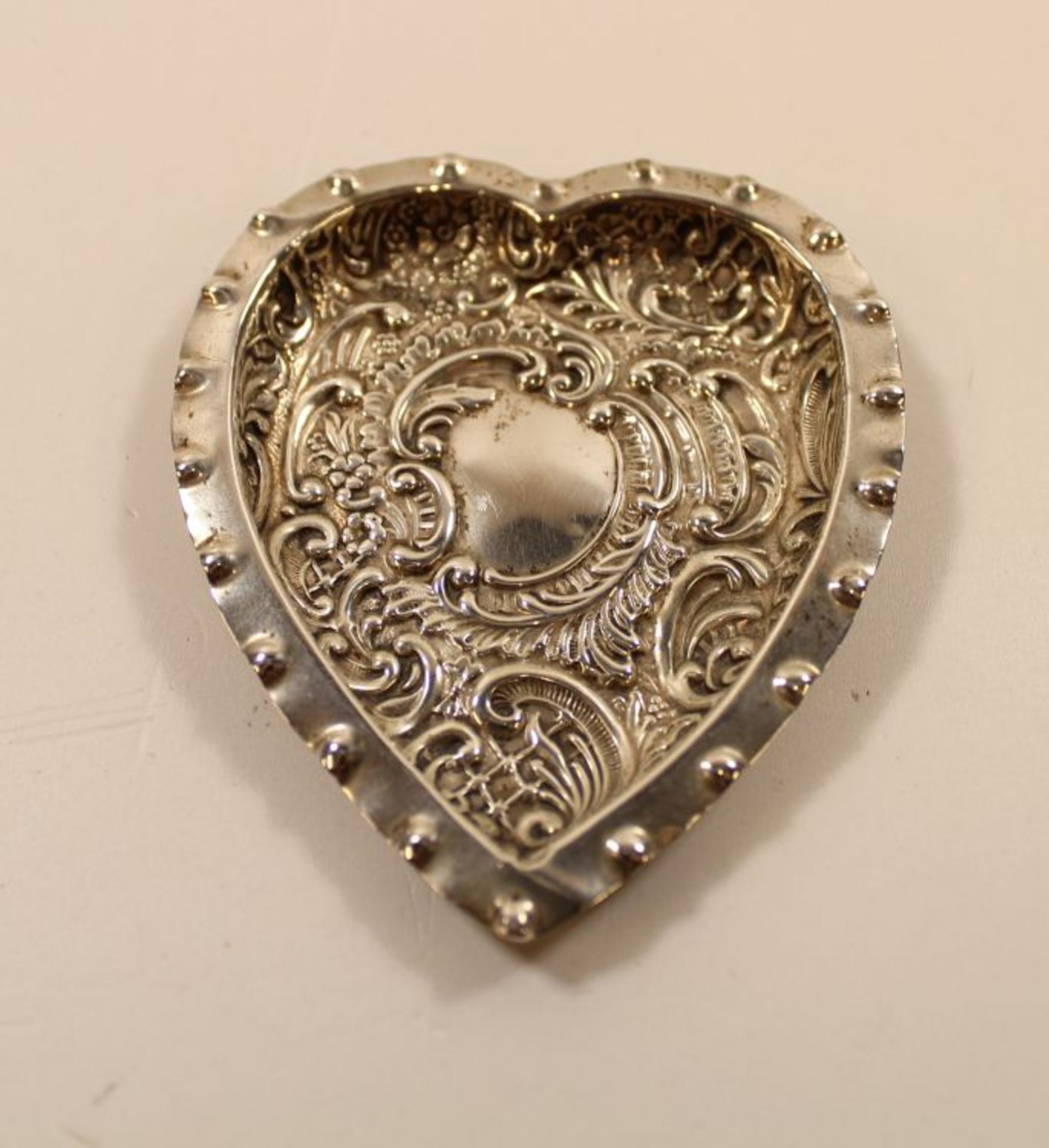 Antique Embossed Silver Heart shaped dish (chest 1896) (est £20-£40)