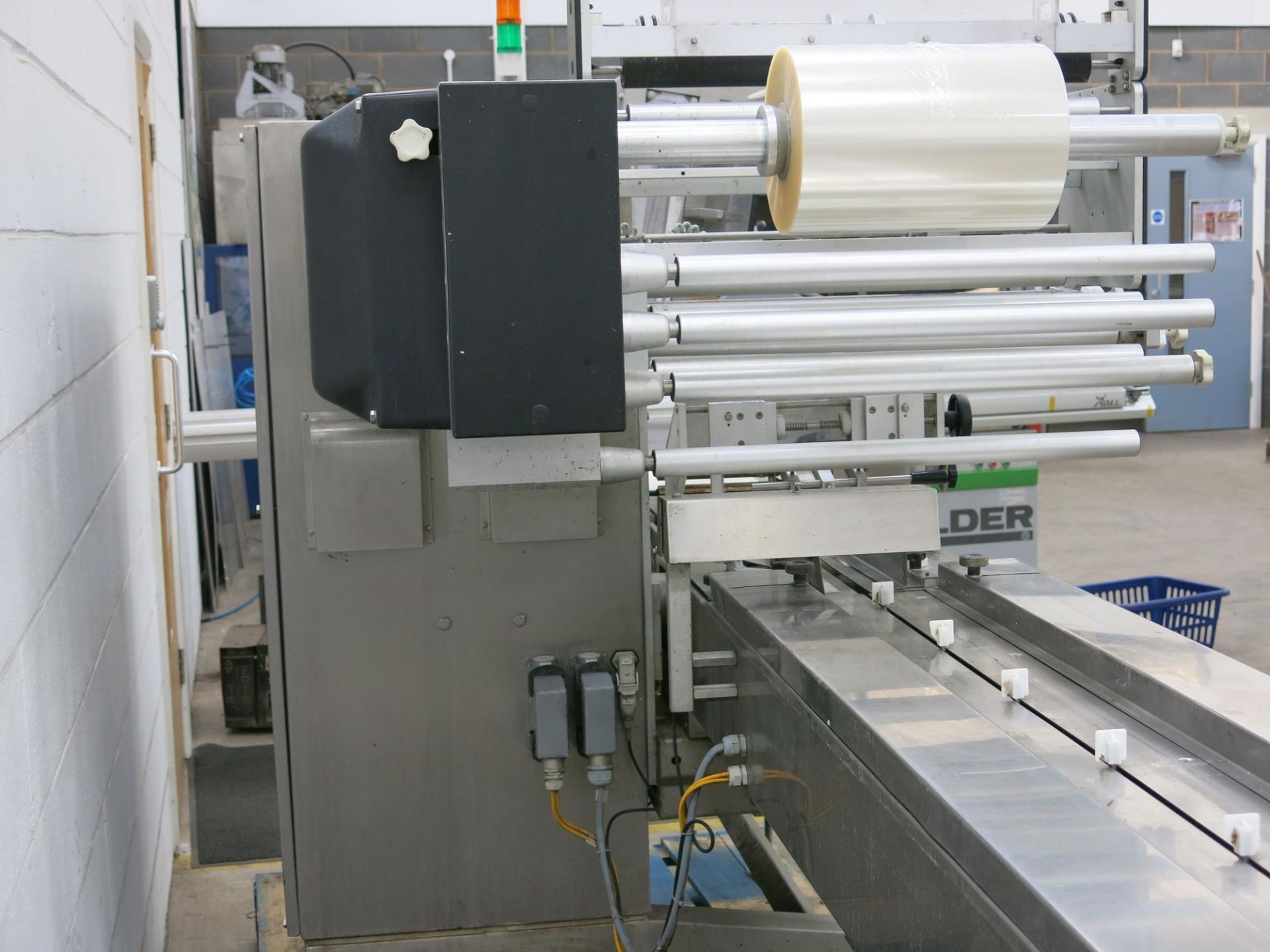 * 2014 Ilapak Carraera 1000/40 Stainless Steel Right Hand PLC Controlled Horizontal Form Fill Seal - Image 12 of 15