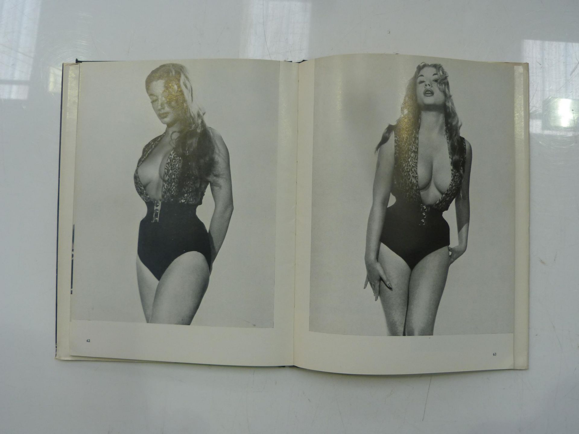 Harrison Marks - 4 various books & 'The Nude' by Andre De Dienes 1956 (est. £30-£50) - Image 11 of 14