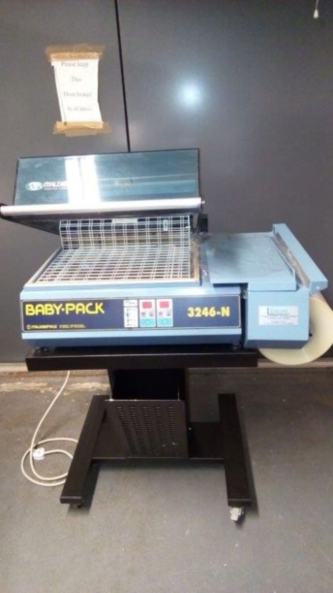 * An Italdibipack Sontex Baby-Pack 3246-N Shrink Wrap Machine, sealing area W 320m x L 460mm, max