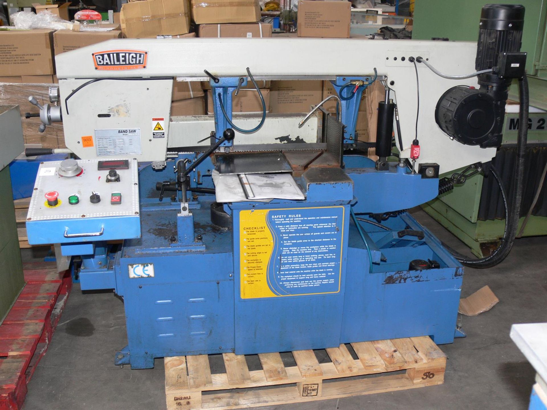 * Baileigh Industrial Bandsaw Model BS-20M-DM