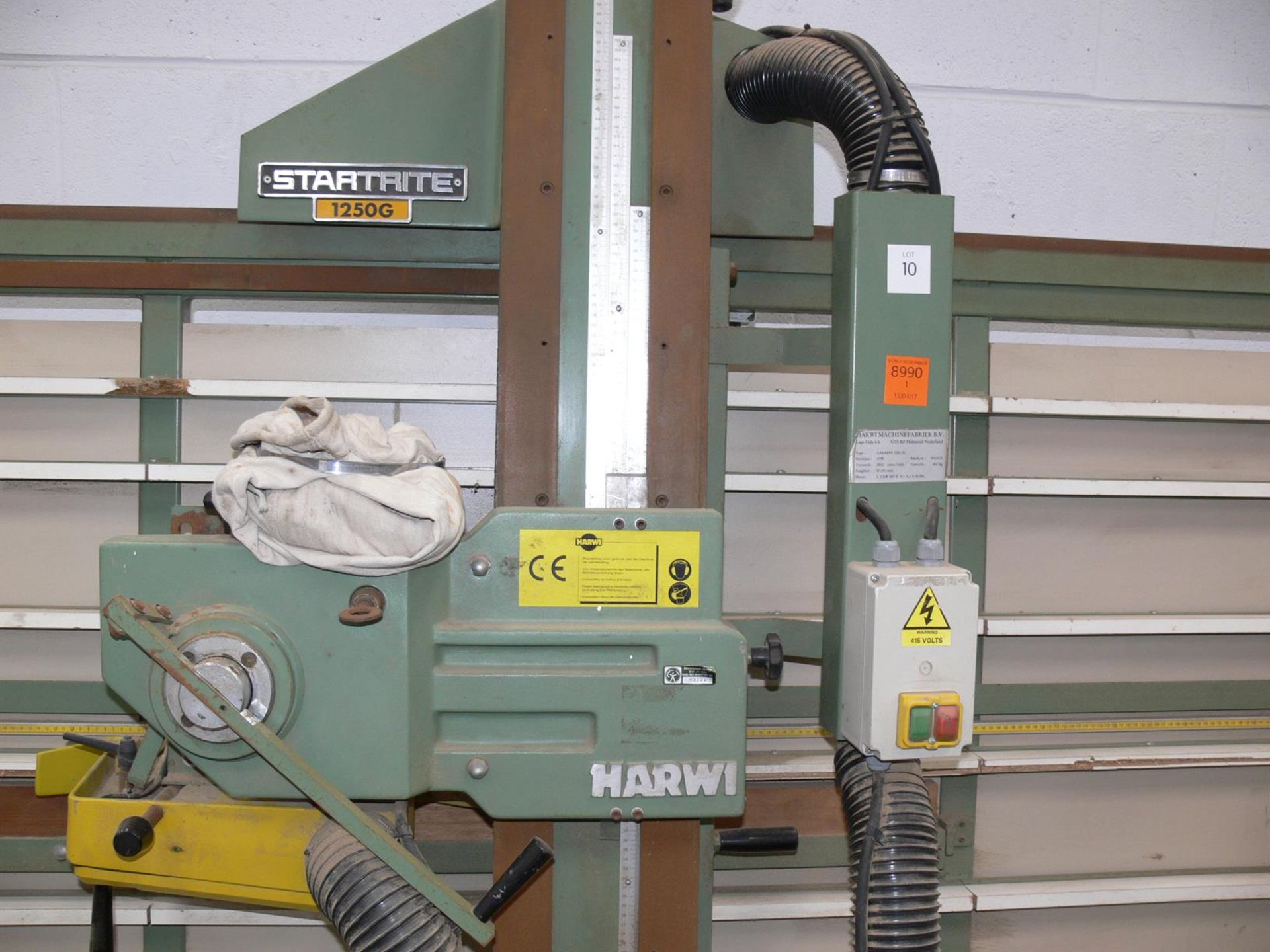 * Startrite/Harwi 1250 Vertical Panel Saw, Width: 3.3m, Height: 2.1m. Please note there is a £10+ - Image 4 of 4