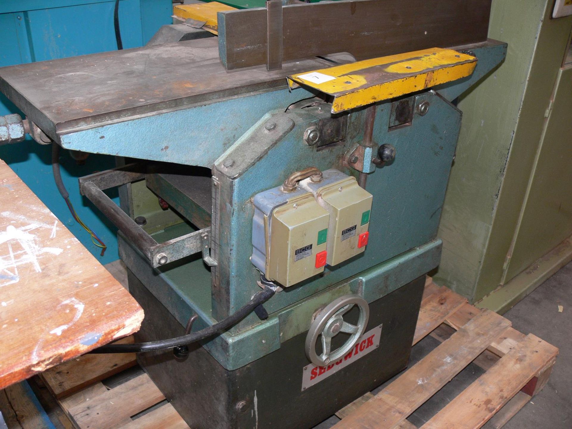 * Sedgwick 12'' MB Planer/Thicknesser, 3PH. Please note there is a £10 + VAT Lift Out Fee on this - Image 2 of 4