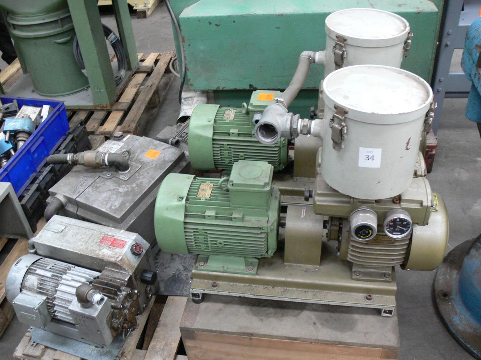 * 3 x Vacuum Pumps. Please note there is a £10 + VAT Lift Out Fee on this lot