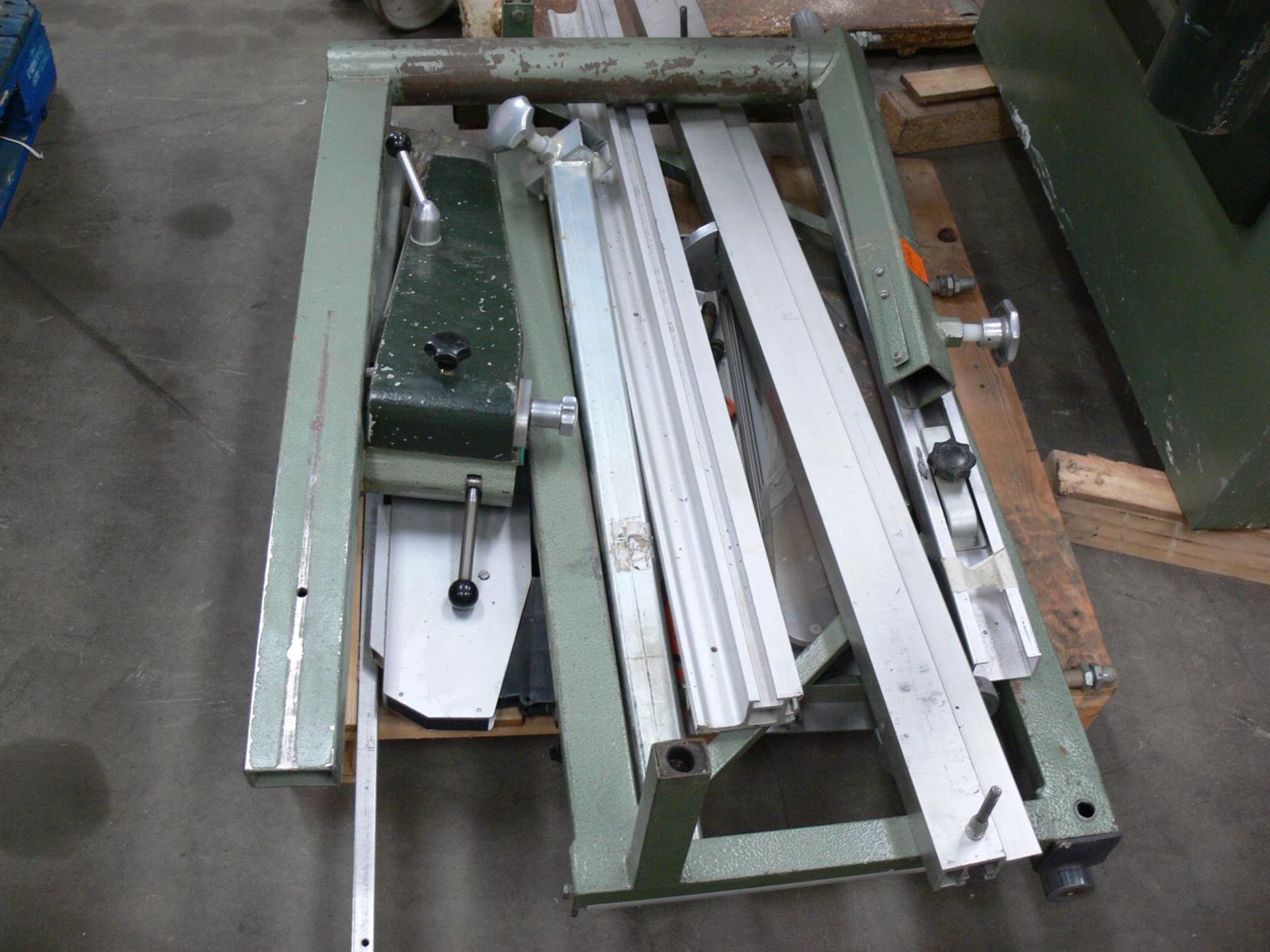 * Altendorf F45 Panel Saw, S/N 85/9/182, Sliding Table: 3.2m, 3PH. Please note there is a £10 + - Image 4 of 6