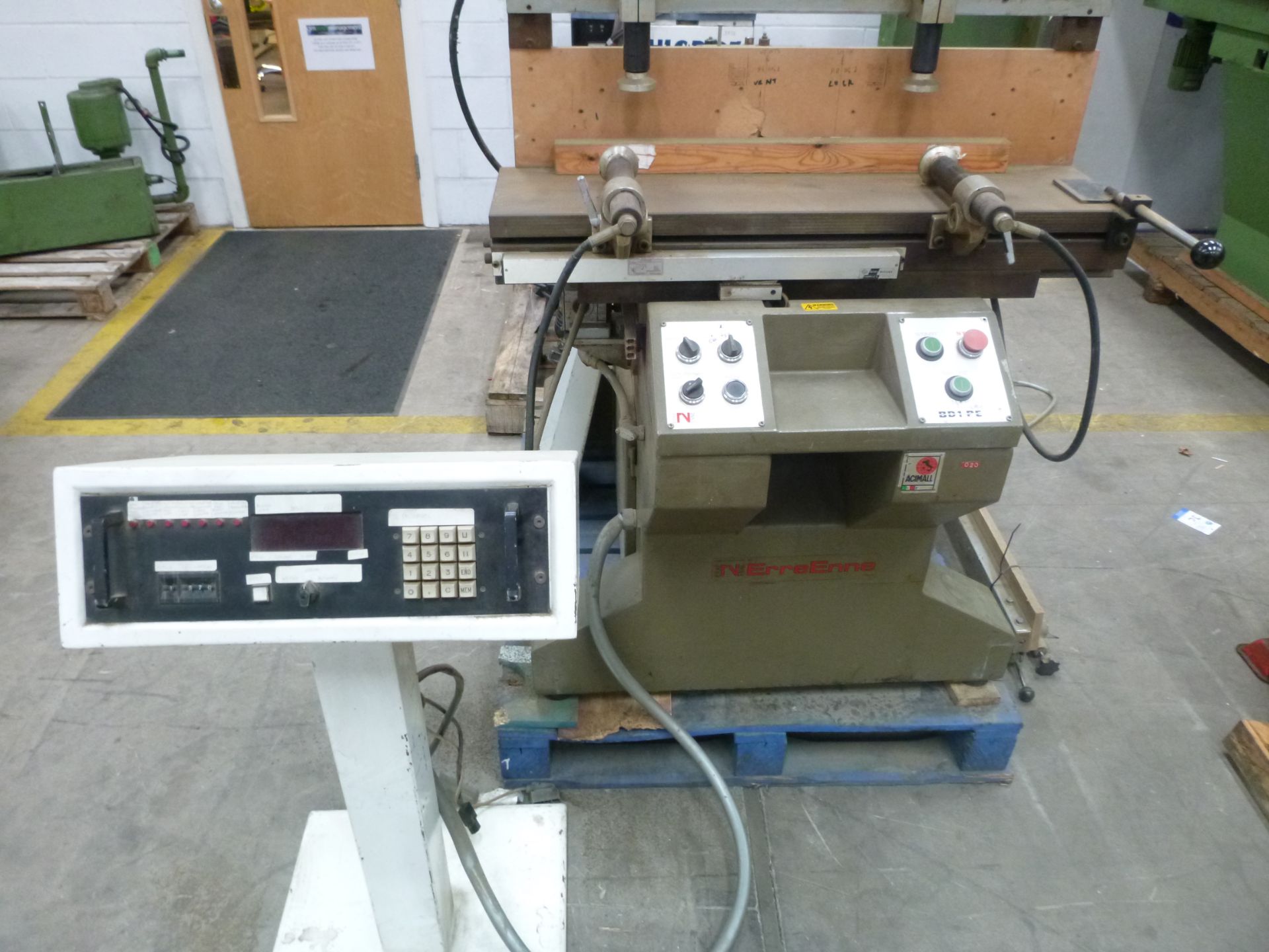 * Erre Enne BD1 PE Automatic Swing Chisel Morticer. - Image 8 of 8