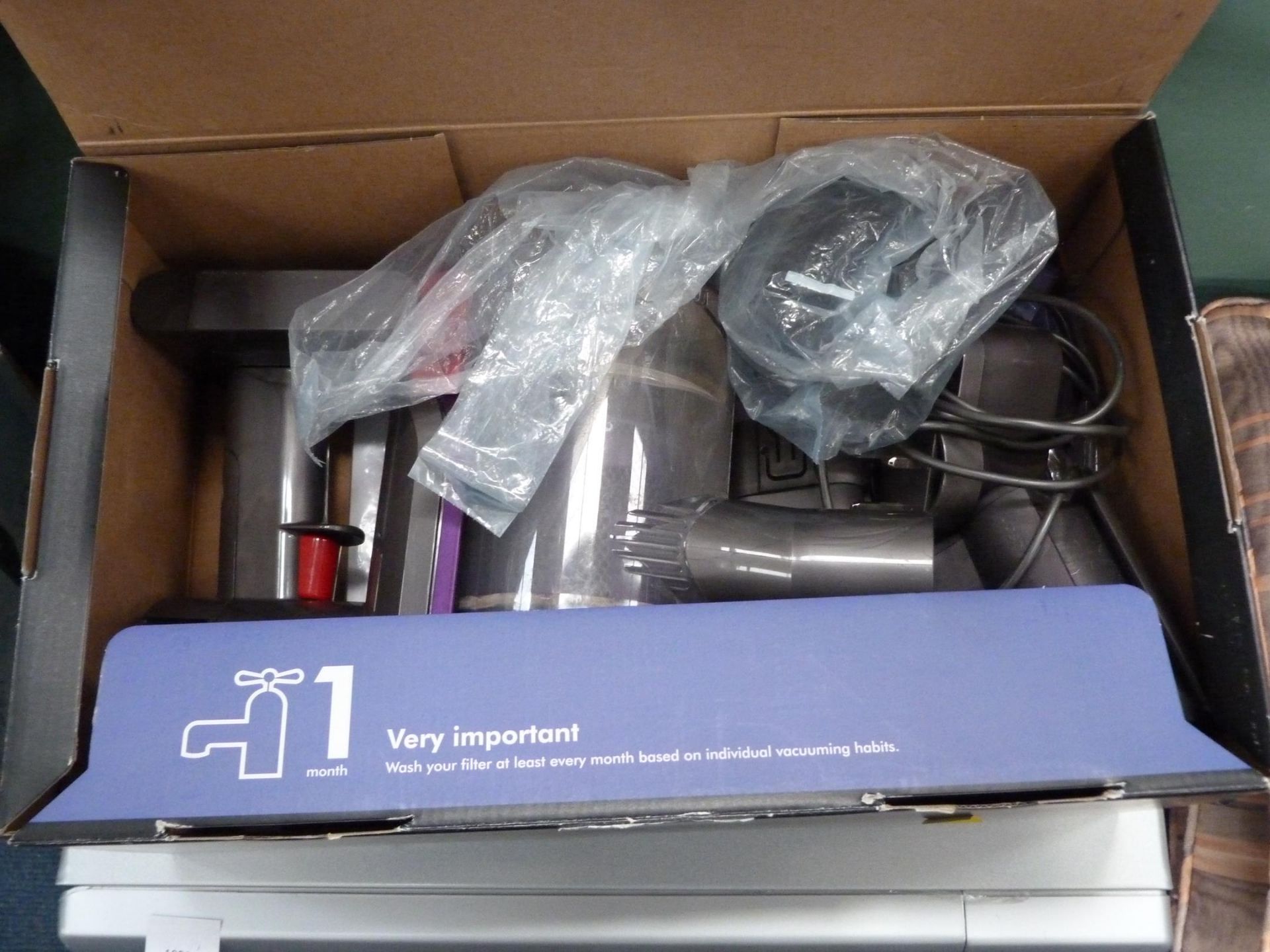 An assortment of items to include a Dyson DC31 Animal Vacuum Cleaner, a Panasonic Microwave, a - Image 3 of 6