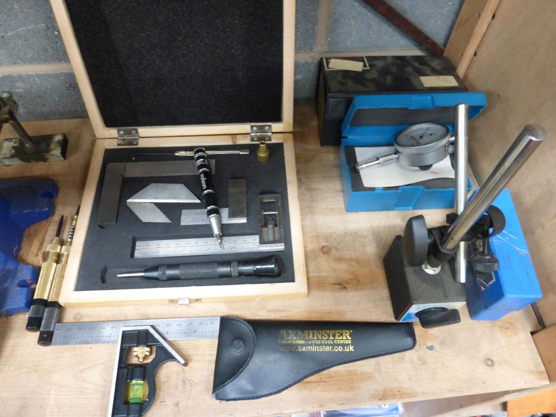 Shelf of Engineering Tools to include Combination Square Set, Micrometer, Verniers, 2 x Gauges, Mini - Image 2 of 4