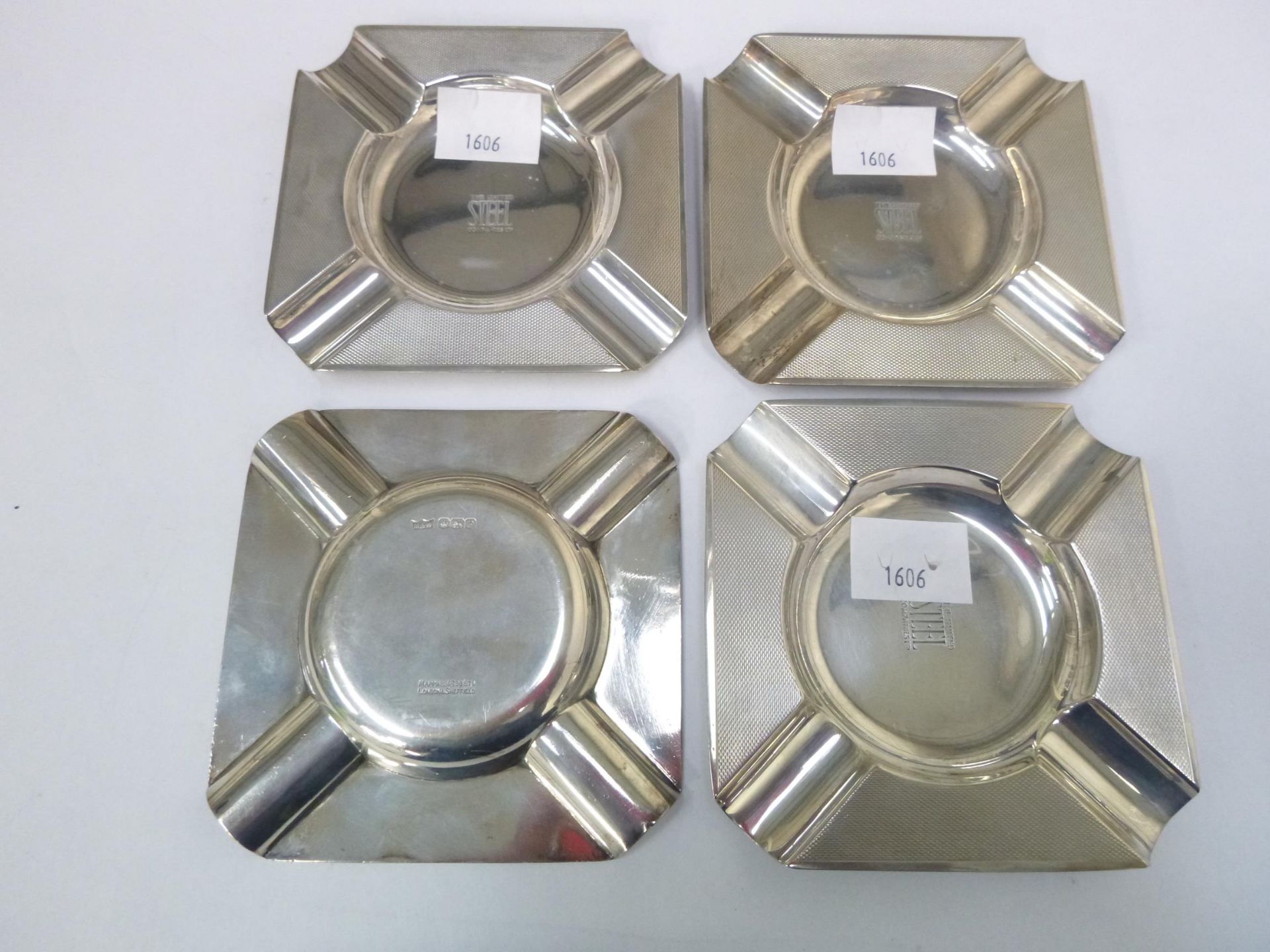 4 x Mappin & Webb Ltd silver ash trays - total weight approx 360g (4) (est. £120-£180) - Image 2 of 3