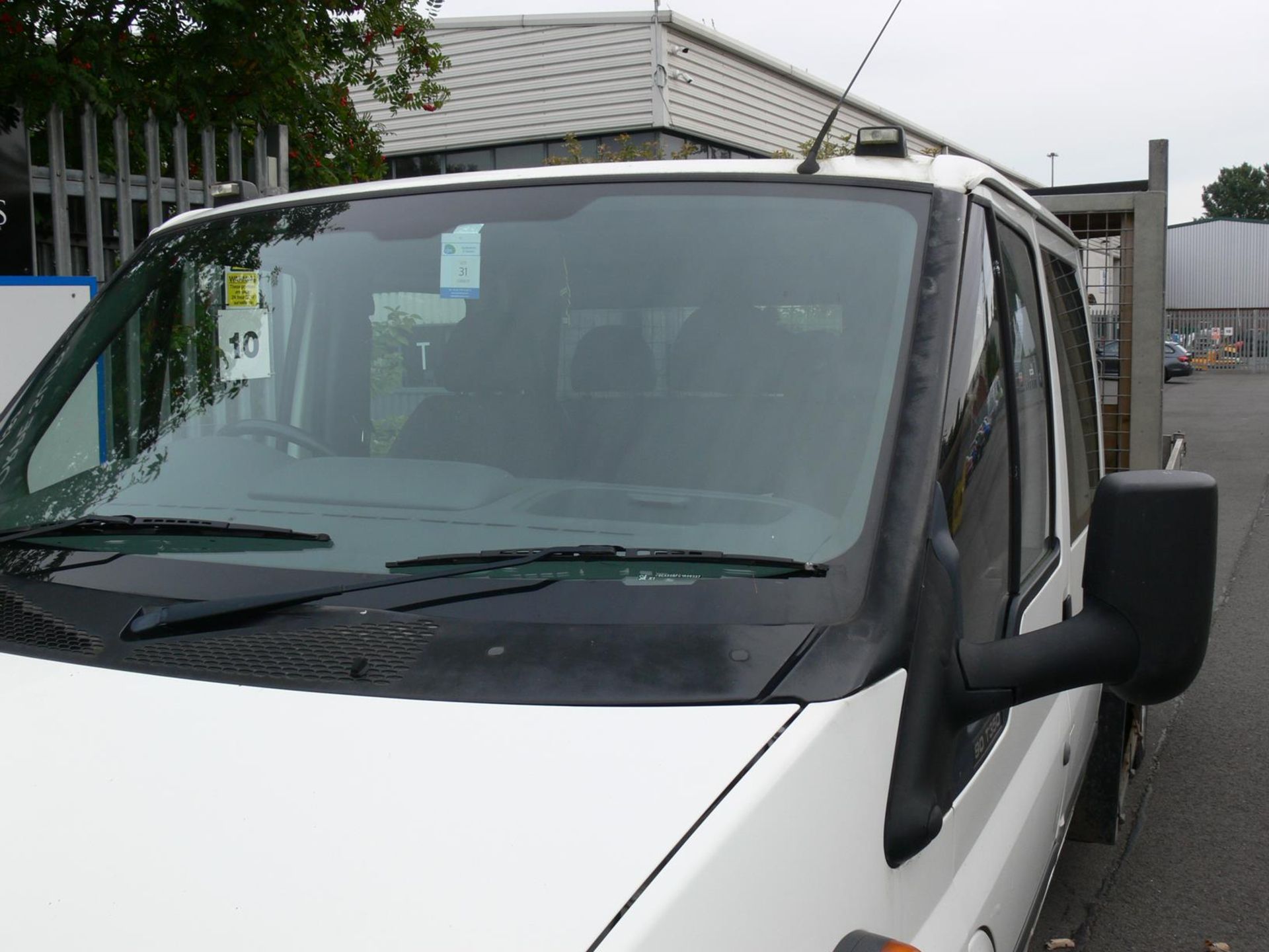 A Ford Transit 350 MWB TD Double Cab/Crew Cab Light Goods Vehicle. 2402cc complete with aluminium - Image 10 of 35