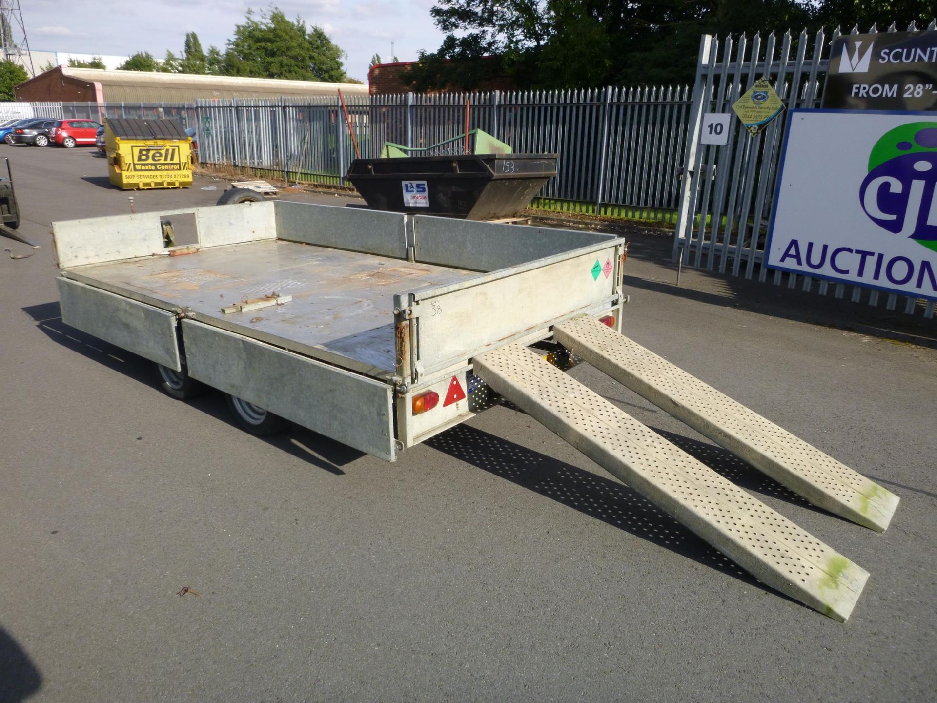 An Ifor Williams Twin Axle Galvanised Trailer Braked, 12V electrics,Ratchet Hand Winch, Rear legs - Image 2 of 13