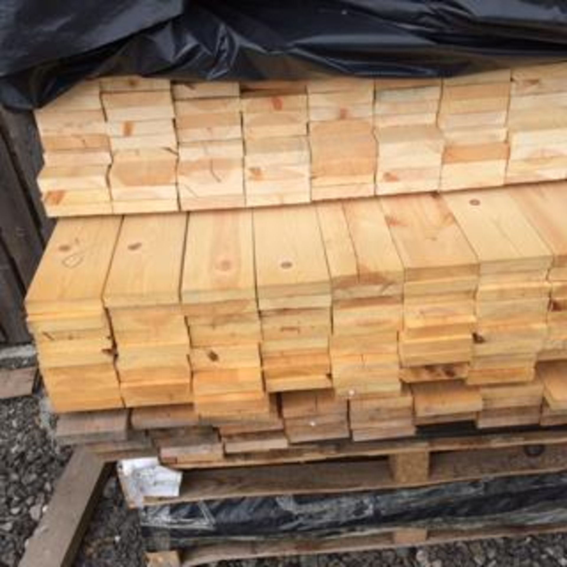 * Timber: 22x100 (20x95), planed square edged, 131 pieces @ 734mm length, 180 pieces @ 1120mm