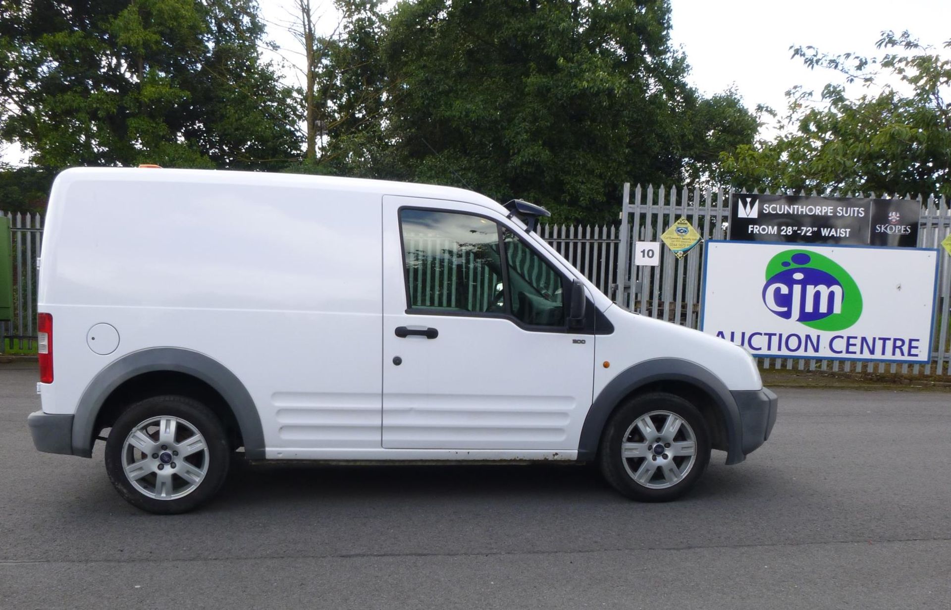 2008 Ford Transit Connect T200 75 Panel Van, Registration: NG08 UZB, Odometer Reads; 129736, MOT