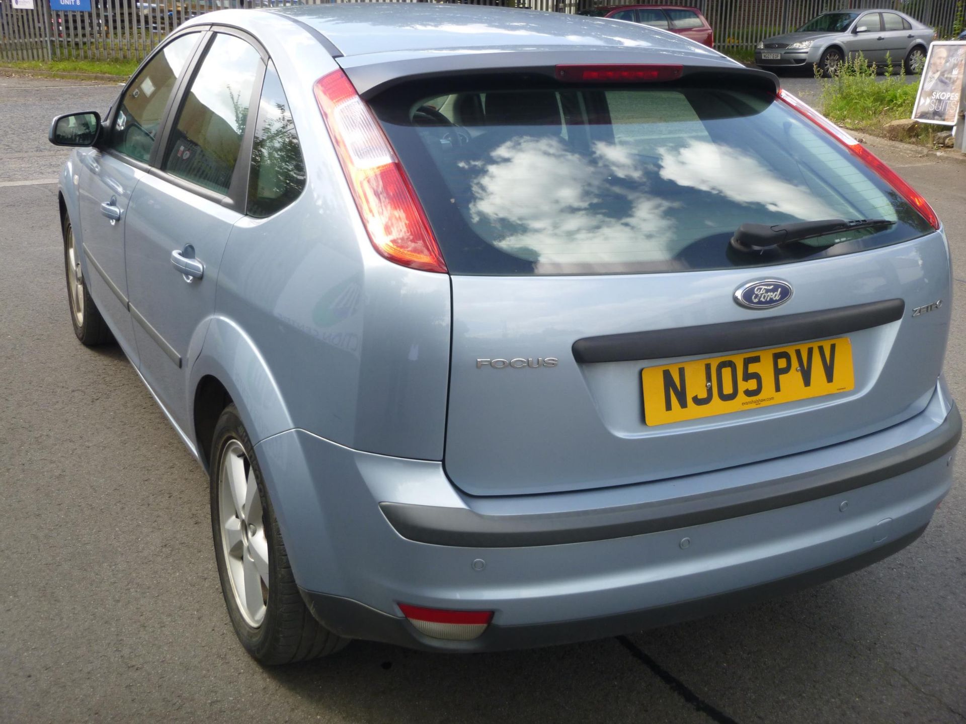 A 2005 Ford Focus ZTec Climate T. 1596cc, Registration: NJ05 PVV, MOT Expires: 18th Jan 2018, - Image 3 of 10