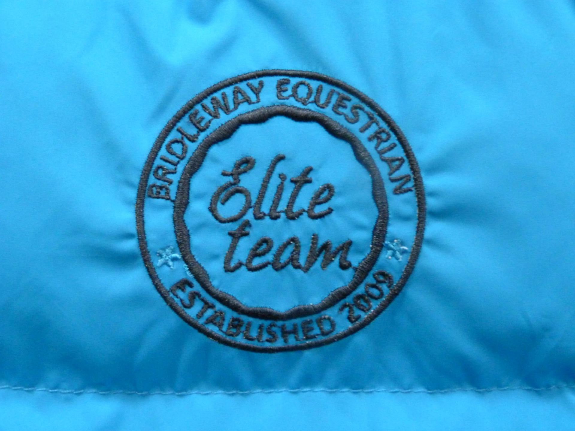 * Three Blue, New Bridleway Gilets; each X Large with Hood. RRP £105 (3) - Bild 2 aus 3