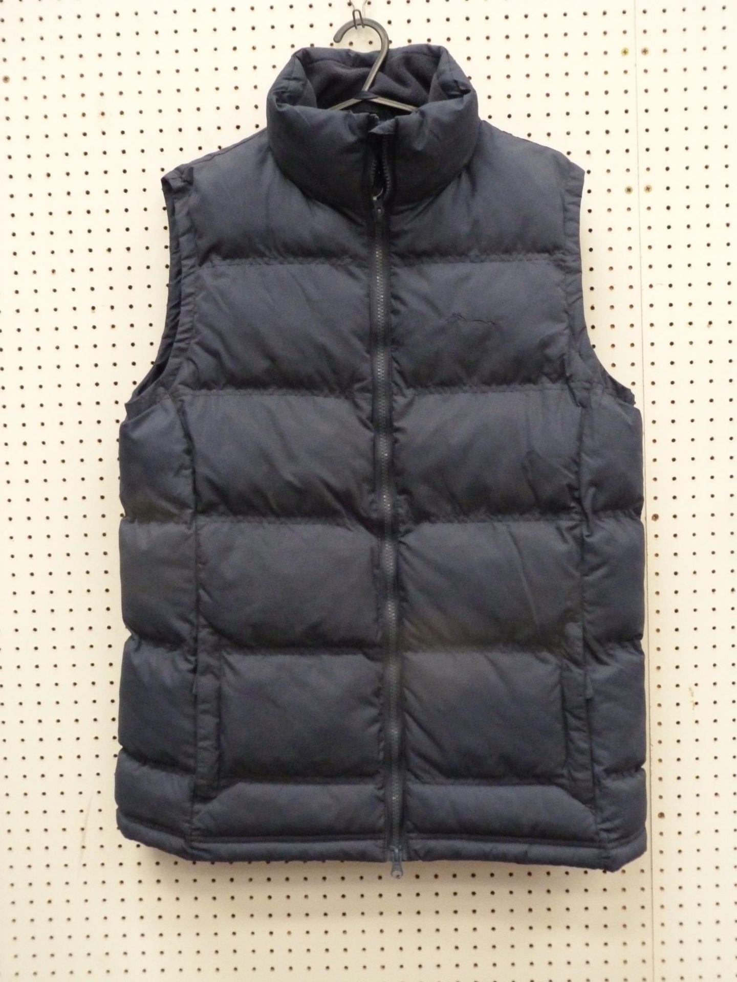 * Two Ladies 'Bridleway' Padded Gilets in Black; one X Small, one Medium together with a Shires - Bild 5 aus 6