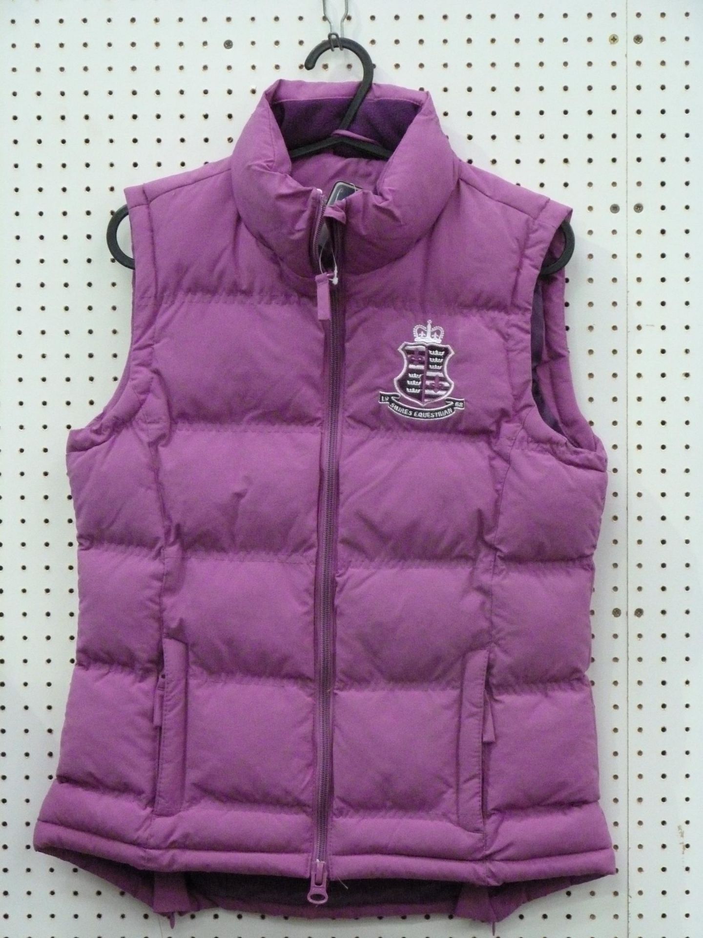 * Two New, Pink Shires Team Gilets, one Small, one X Large together with a new Navy Shires Padded - Bild 3 aus 5