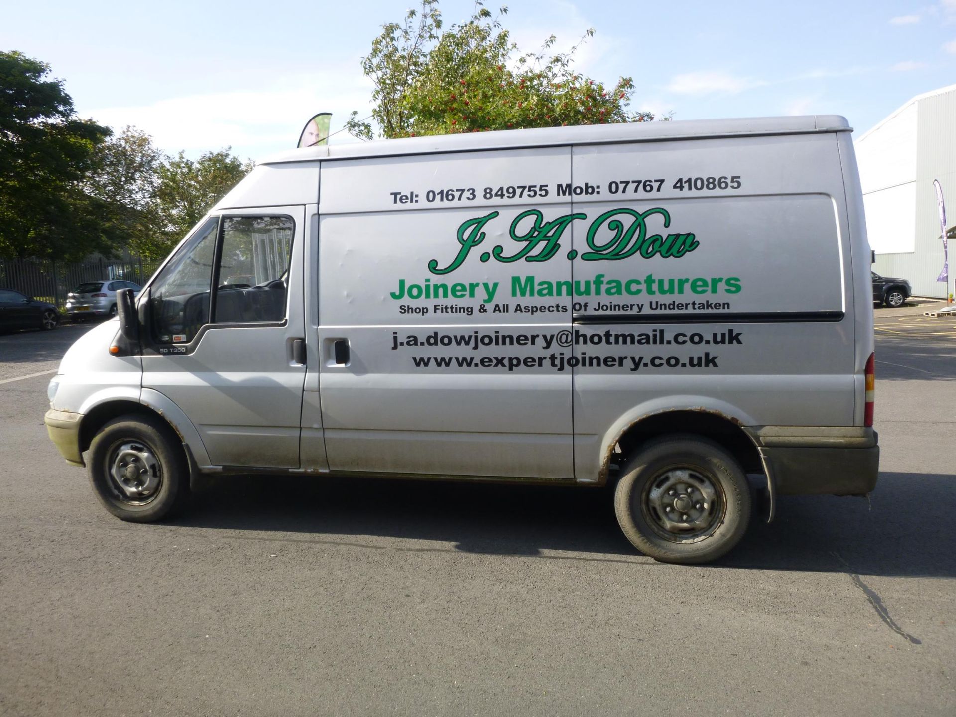 * A Ford Transit 350 MWB TD, Registration: NJ04 NNY, MOT Expired: 10th April 2017, 2402cc Diesel - Image 6 of 11