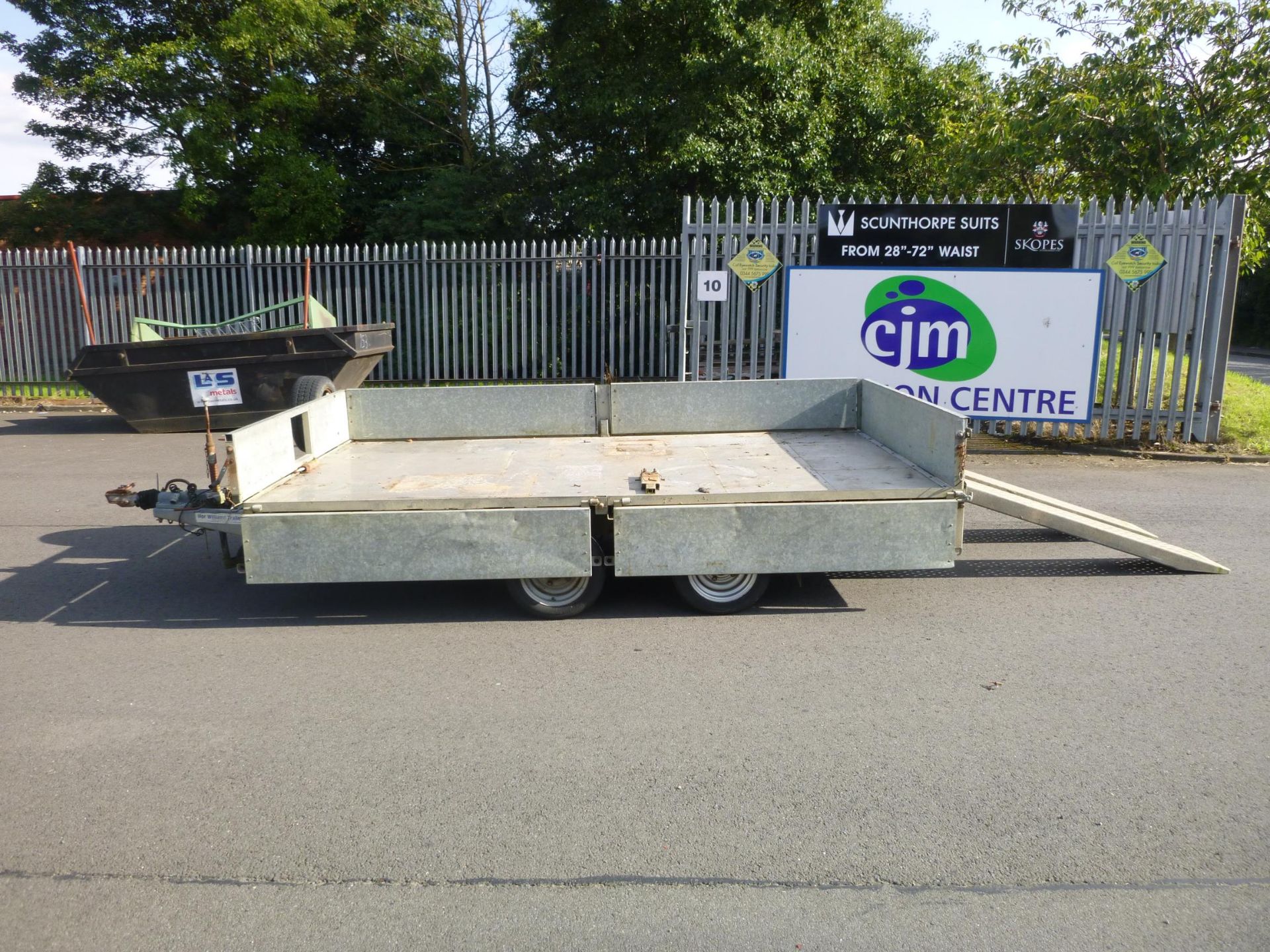 An Ifor Williams Twin Axle Galvanised Trailer Braked, 12V electrics,Ratchet Hand Winch, Rear legs - Bild 3 aus 13