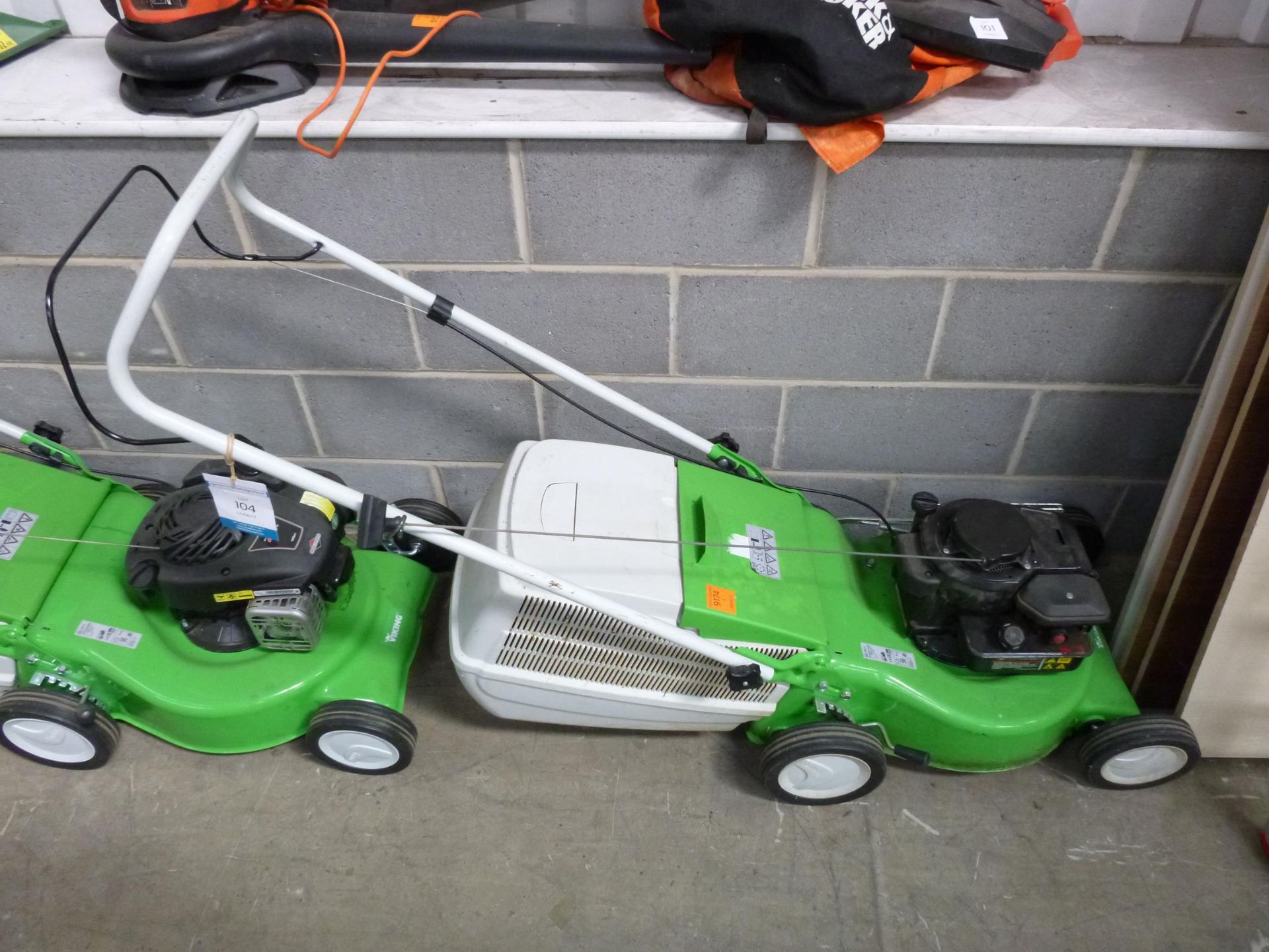 Viking MB248.3 18'' Rotary Lawn Mower, YOM 2014