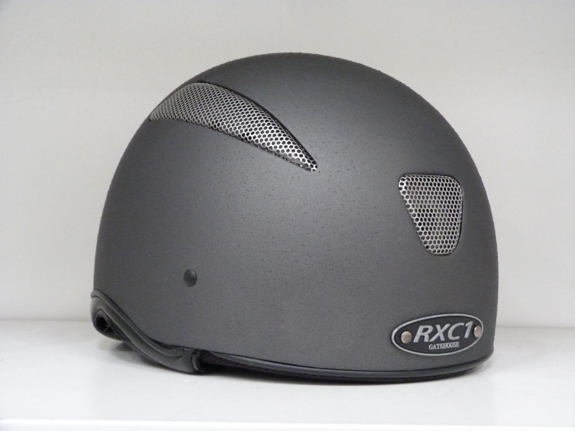 * Helmet: A New Gatehouse RXC1 Jockey Skull Variety in Grey, Weight Ranges 650gsm-780gsm XS (53~ - Image 2 of 5