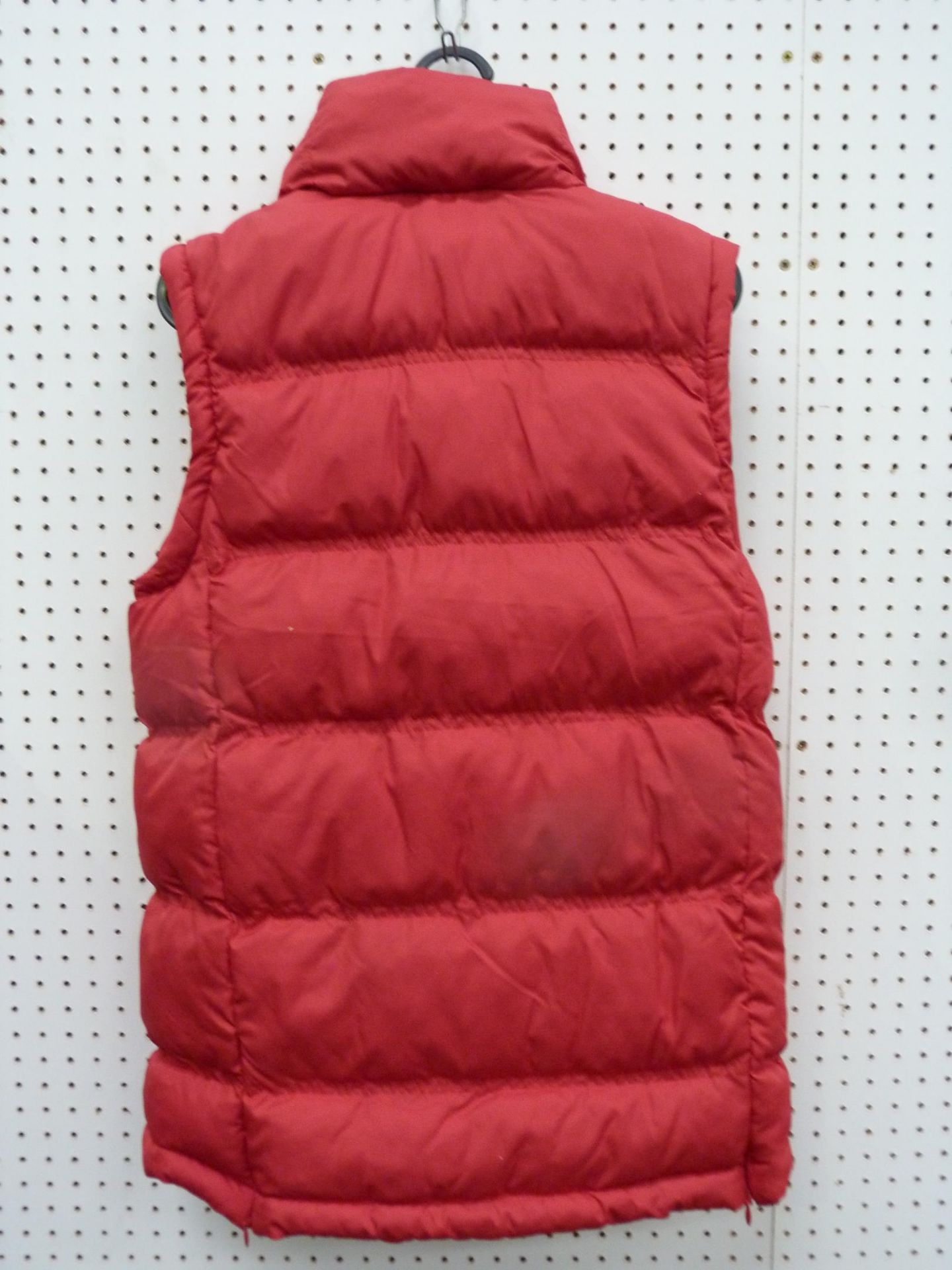 * Four Red, New Bridleway Gilets; One XL with Hood, One L with Hood, One XL without Hood, One XS - Image 4 of 4