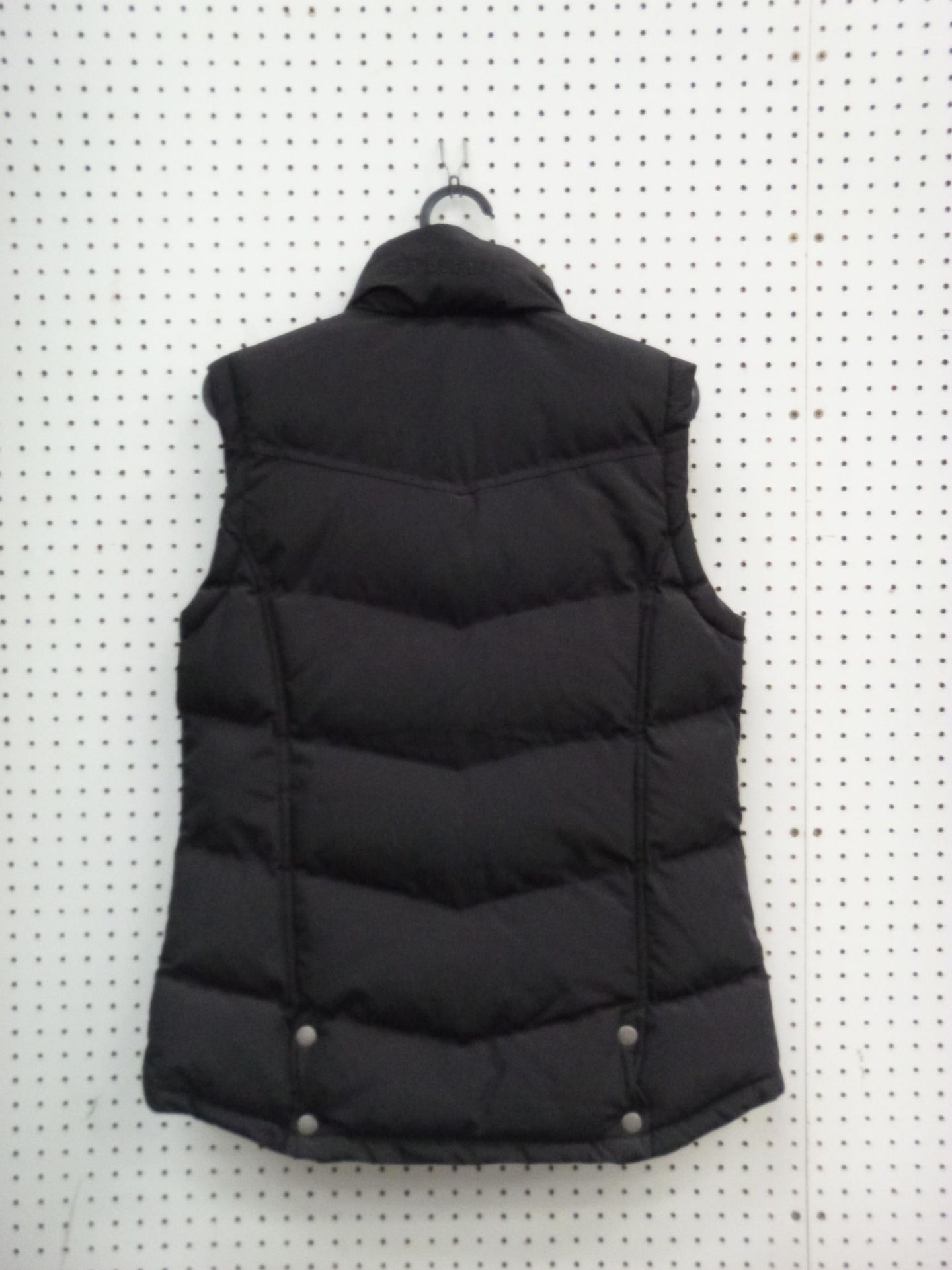 * Four New Ladies Bridleway Padded Gilets in Black, two Small, a Medium and a Large RRP £120 (4) - Bild 2 aus 2