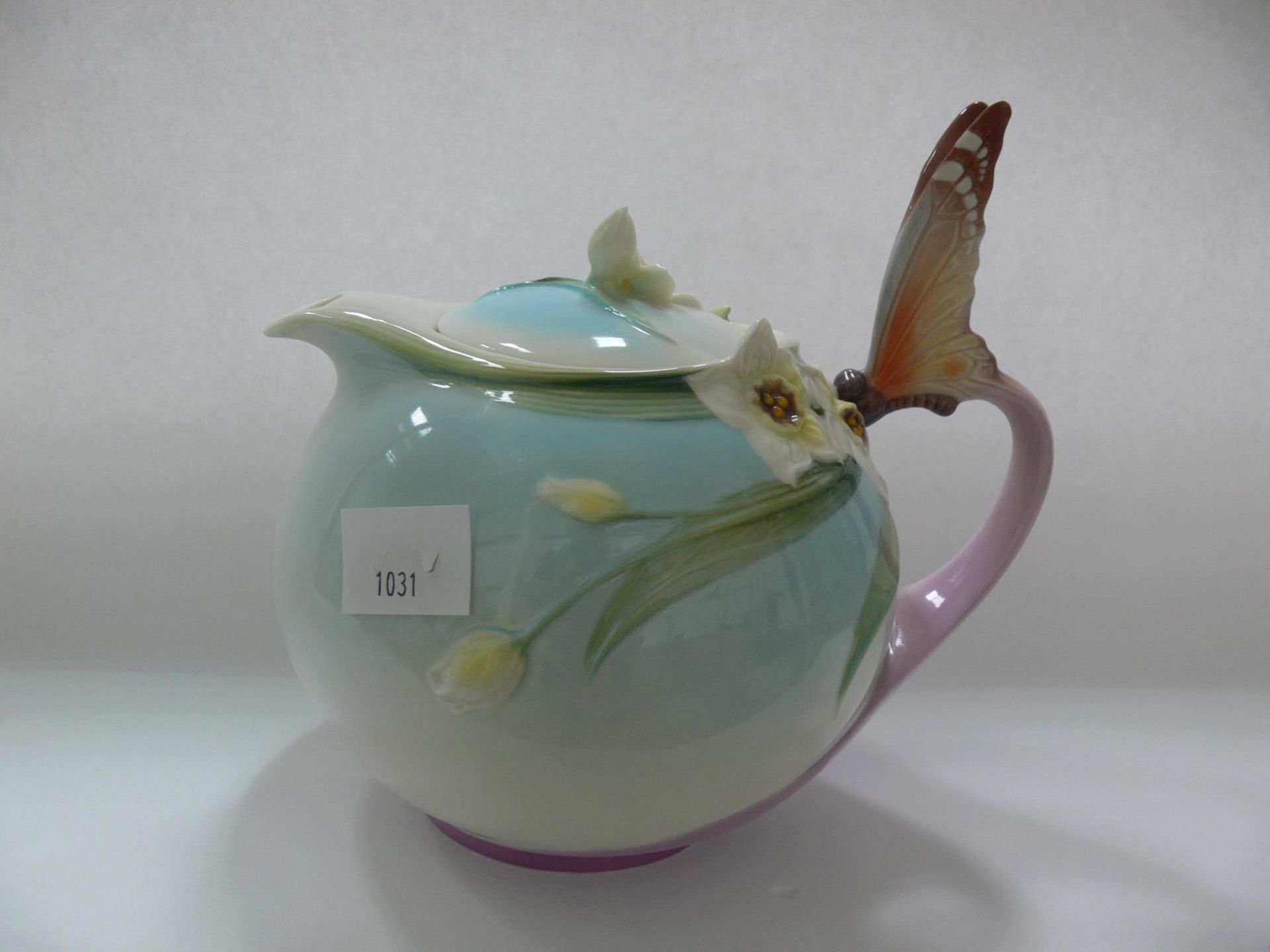 A Franz Collection 'Papillon' Butterfly Design Tea Set to include 2 Tea Cups, Saucers and Stirring - Image 6 of 8