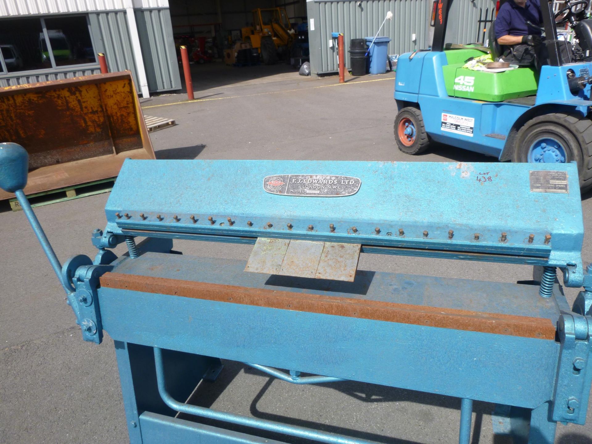 An FJ Edwards 66C/19834 Manual Folder missing some bending teeth. - Image 2 of 4