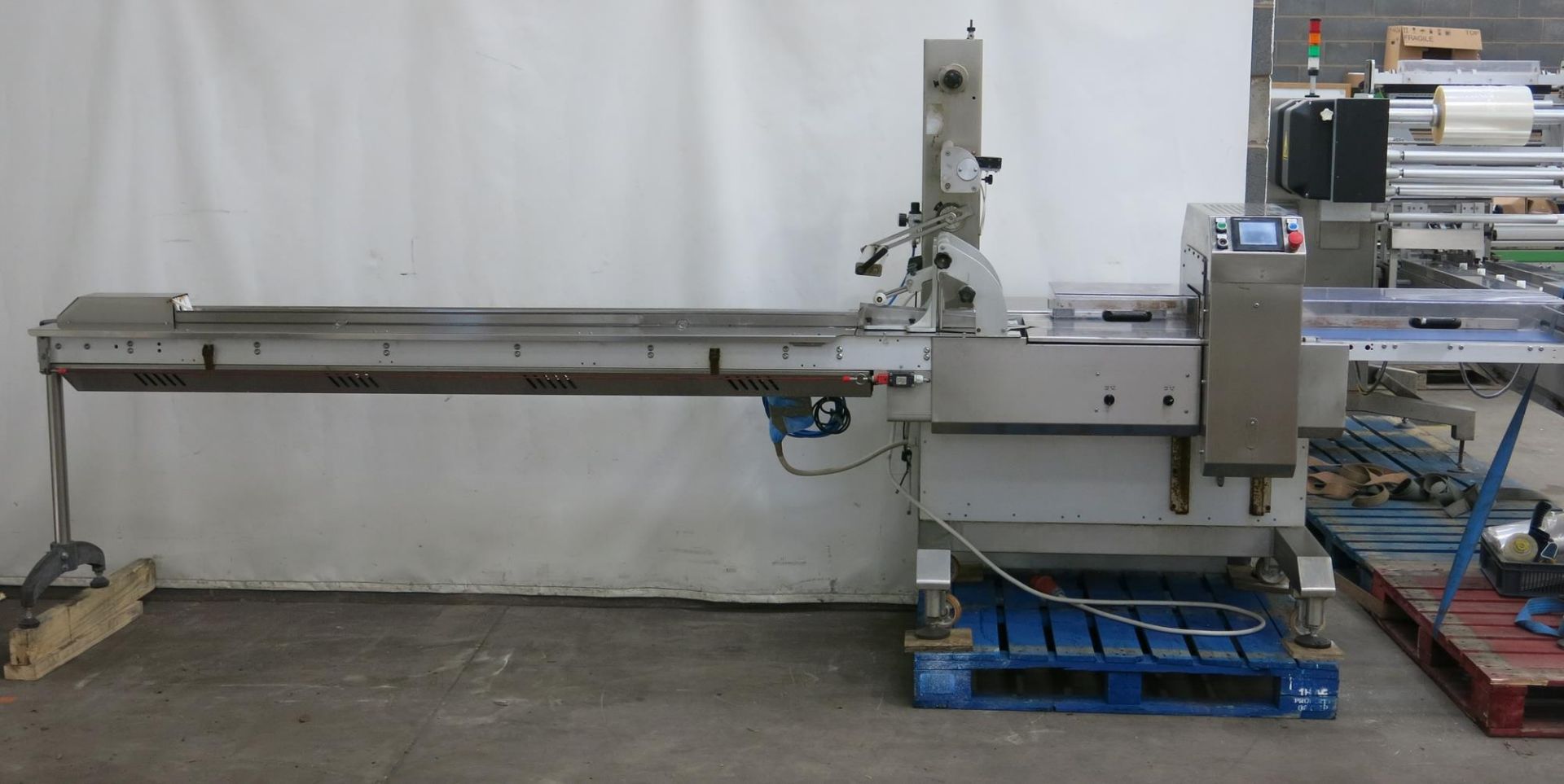 * 2014 Tisomi LMC ZA505E3 Horizontal Wrapping Machine. Serial Number: 02.227; Max Film Width