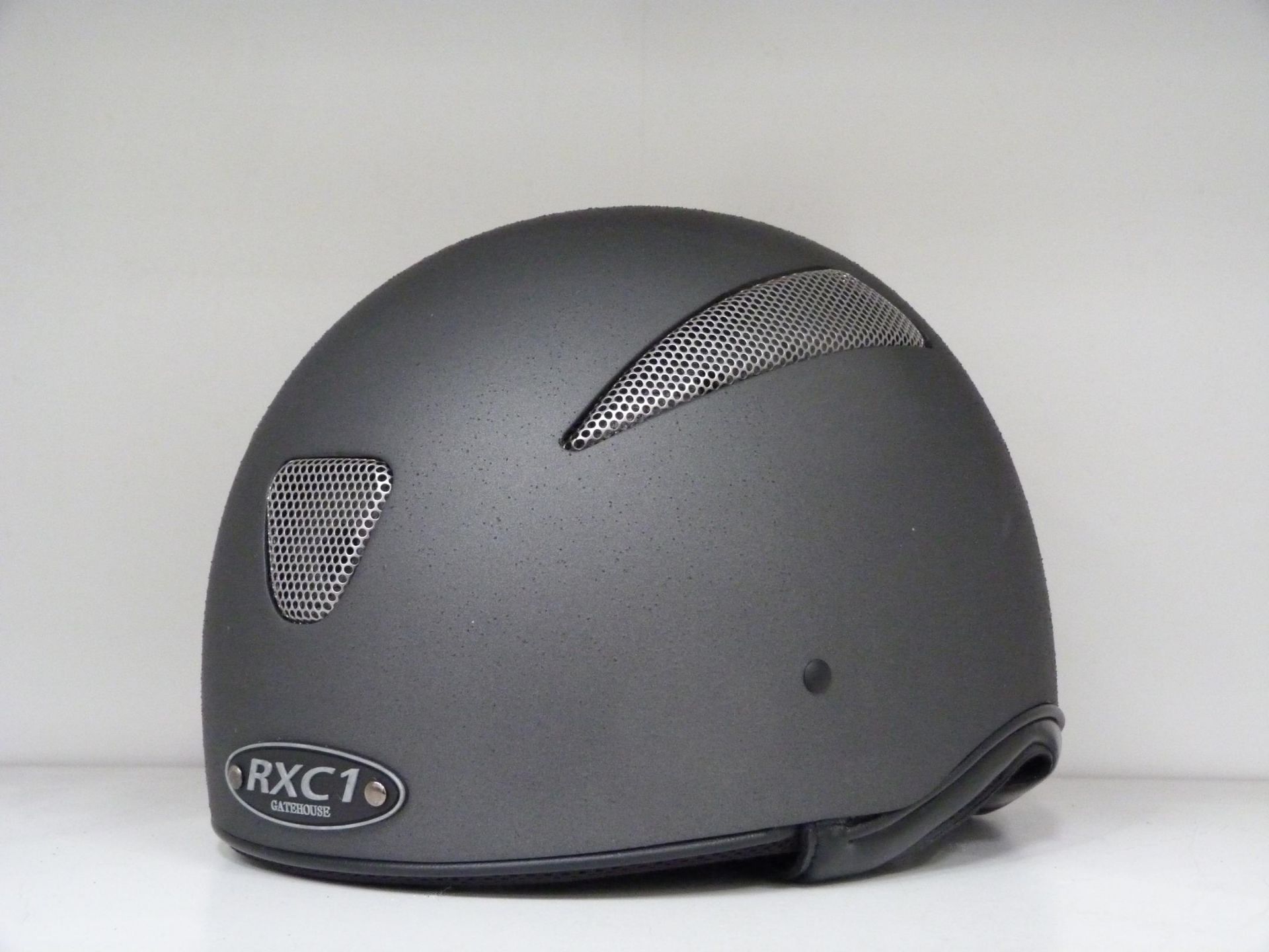 * Helmet: A New Gatehouse RXC1 Jockey Skull Variety in Grey, Weight Ranges 650gsm-780gsm XS (53~