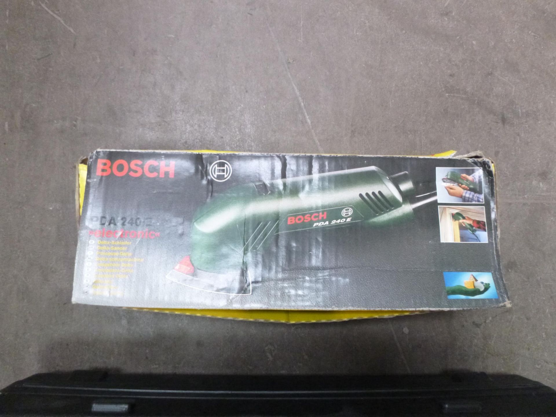 A Bosch PDA 240E Detail Sander together with a Black and Decker KD791 705W Hammer Drill - Image 2 of 3