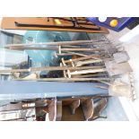 This is a Timed Online Auction on Bidspotter.co.uk, Click here to bid. A selection of Garden Tools