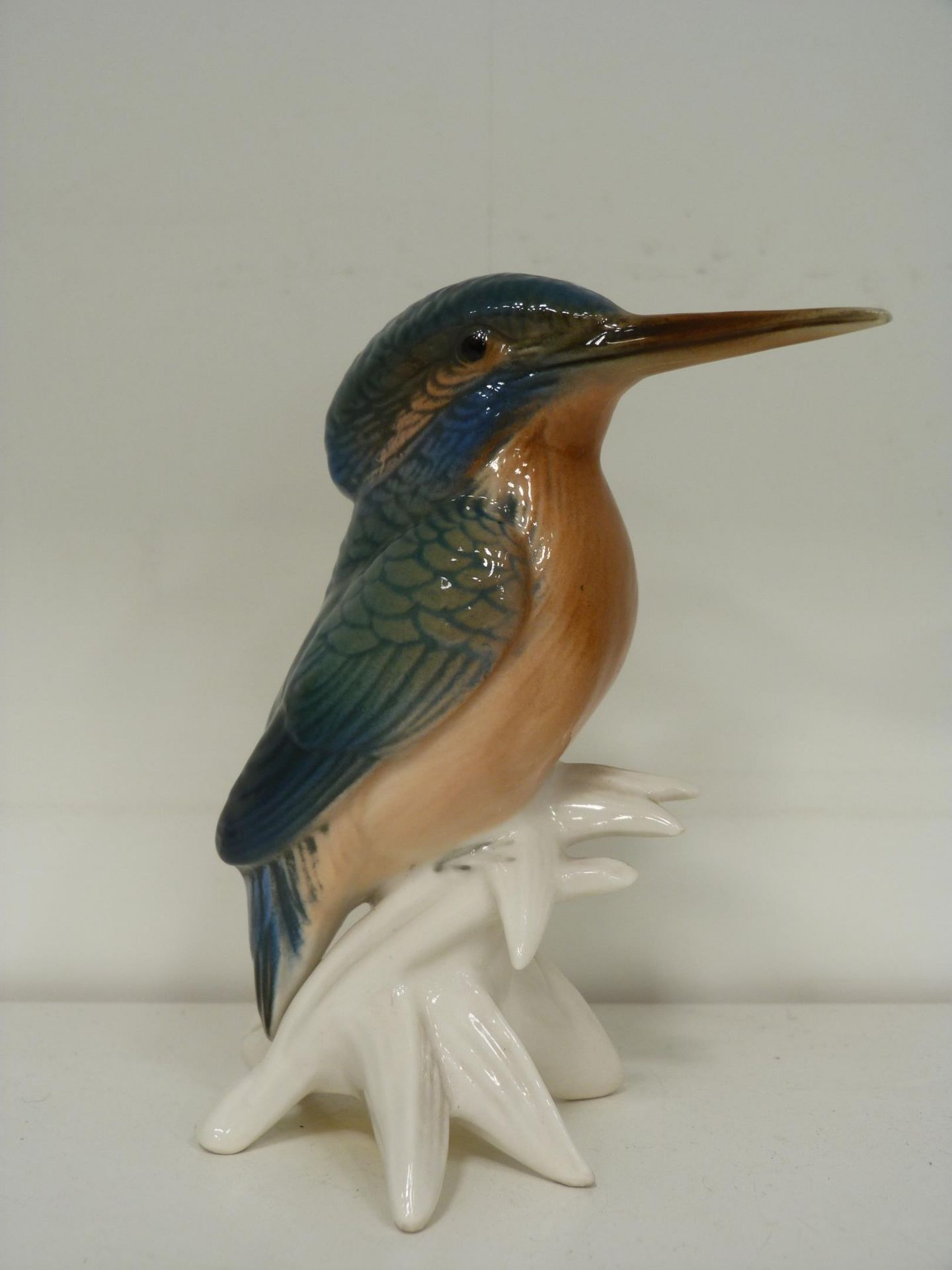 A Karl Ens Volkstedt Porcelain Kingfisher accompanied by a 1950's vintage Cortendorf Highland Cow ( - Image 2 of 3