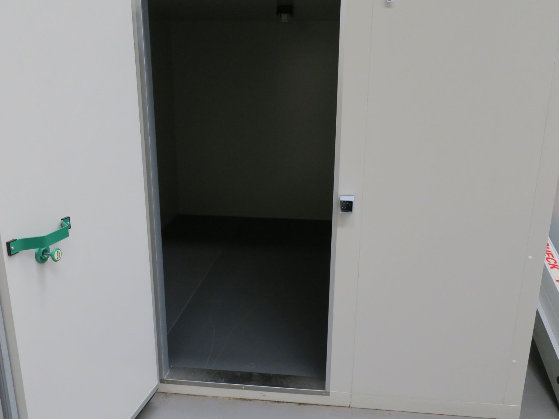 * Celltherm Coldrooms Modular Walk in Fridge (2.8 x 2.4 x 1.95 internally) with Rivacold Blocksystem - Bild 5 aus 5