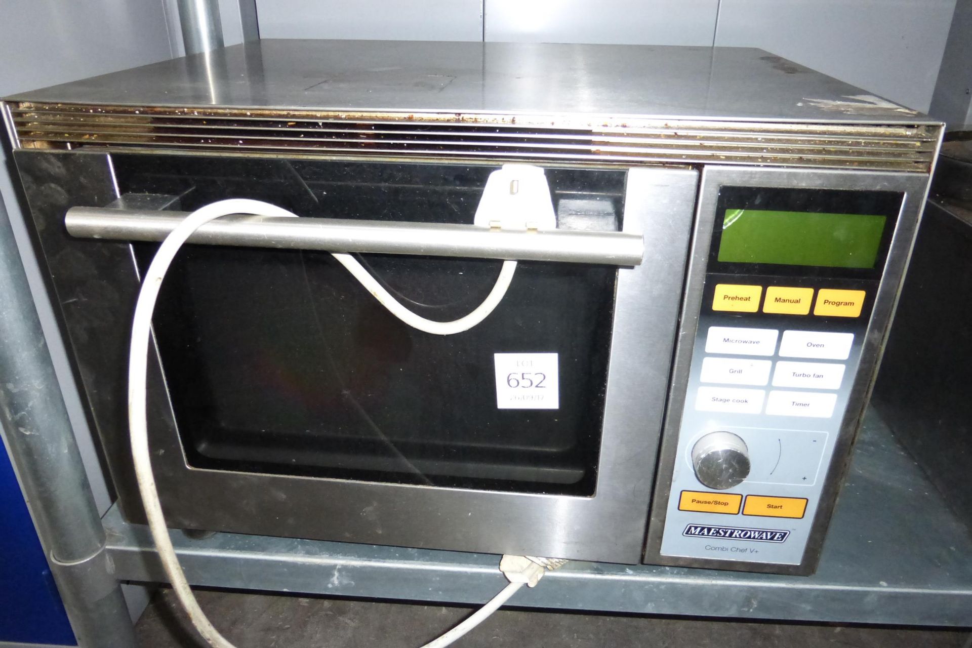 A Maestrowave Combi Chef V+.