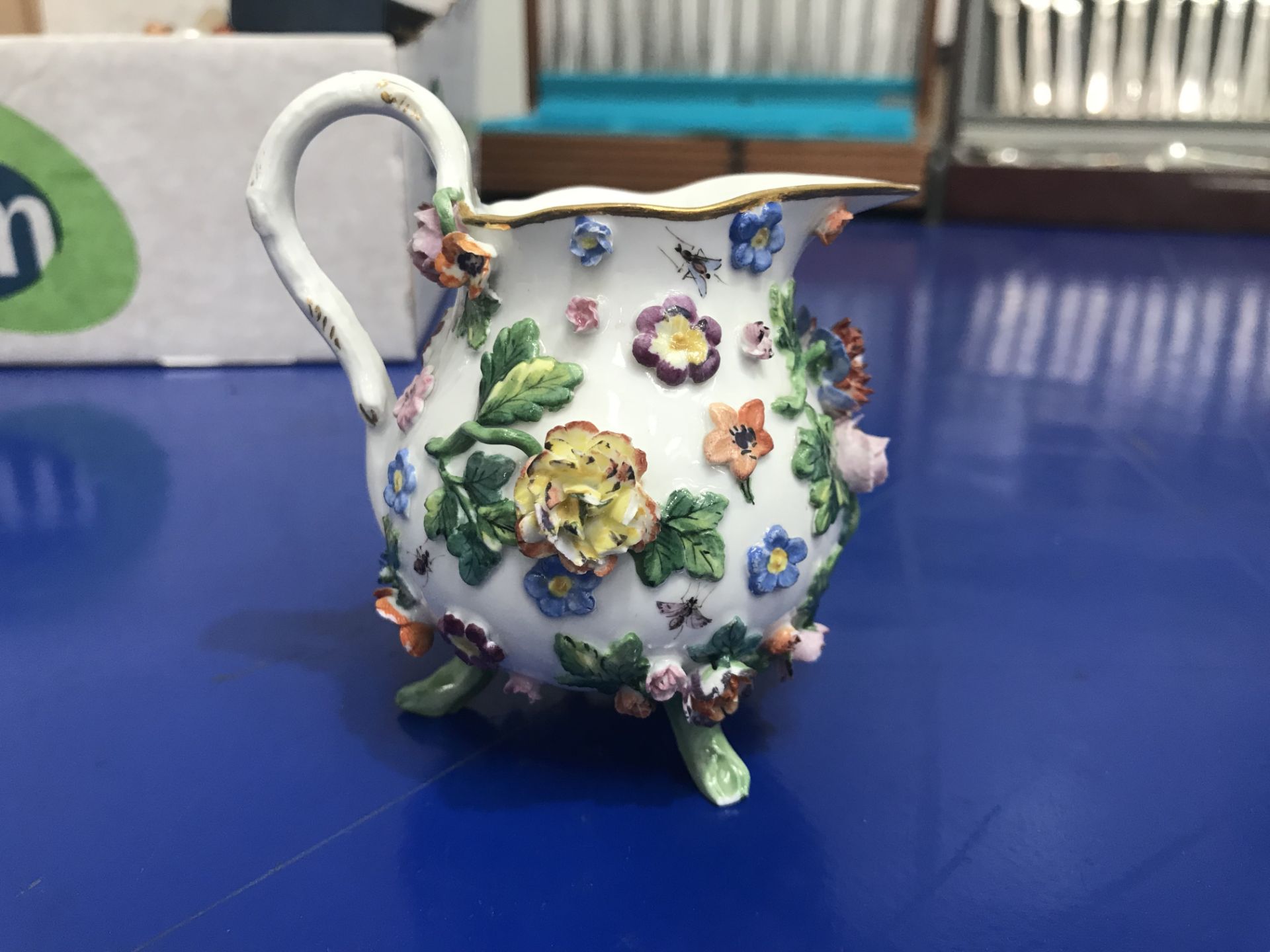 A four piece Meissen Coffee Set along with a Capodimonte figurine (A/F) and two other ceramic - Bild 16 aus 16