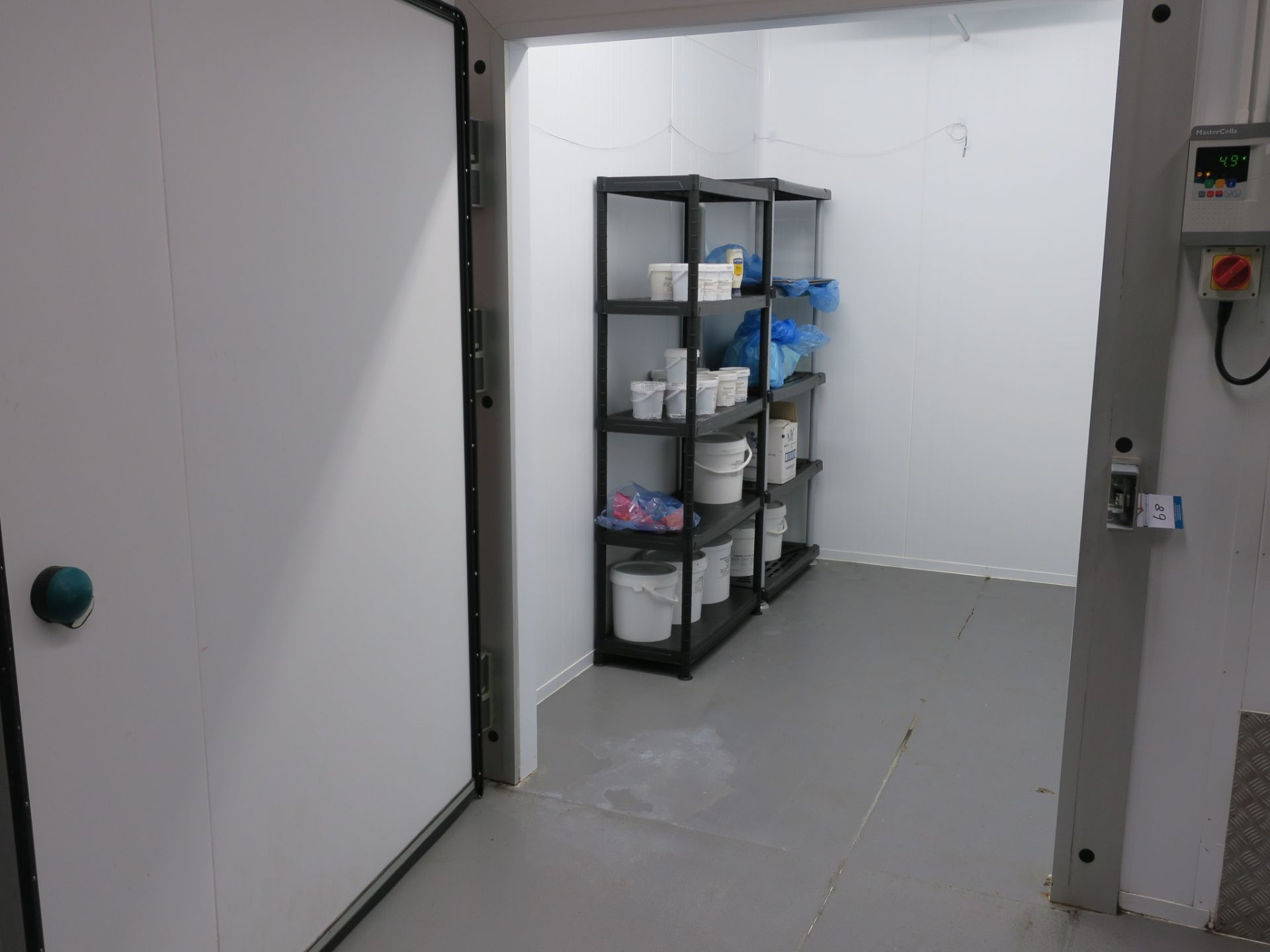 * Walk In Blast Chiller, Walk In Freezer and Walk In Fridge. Foster Blast Chiller with Ramp Access - Image 3 of 9