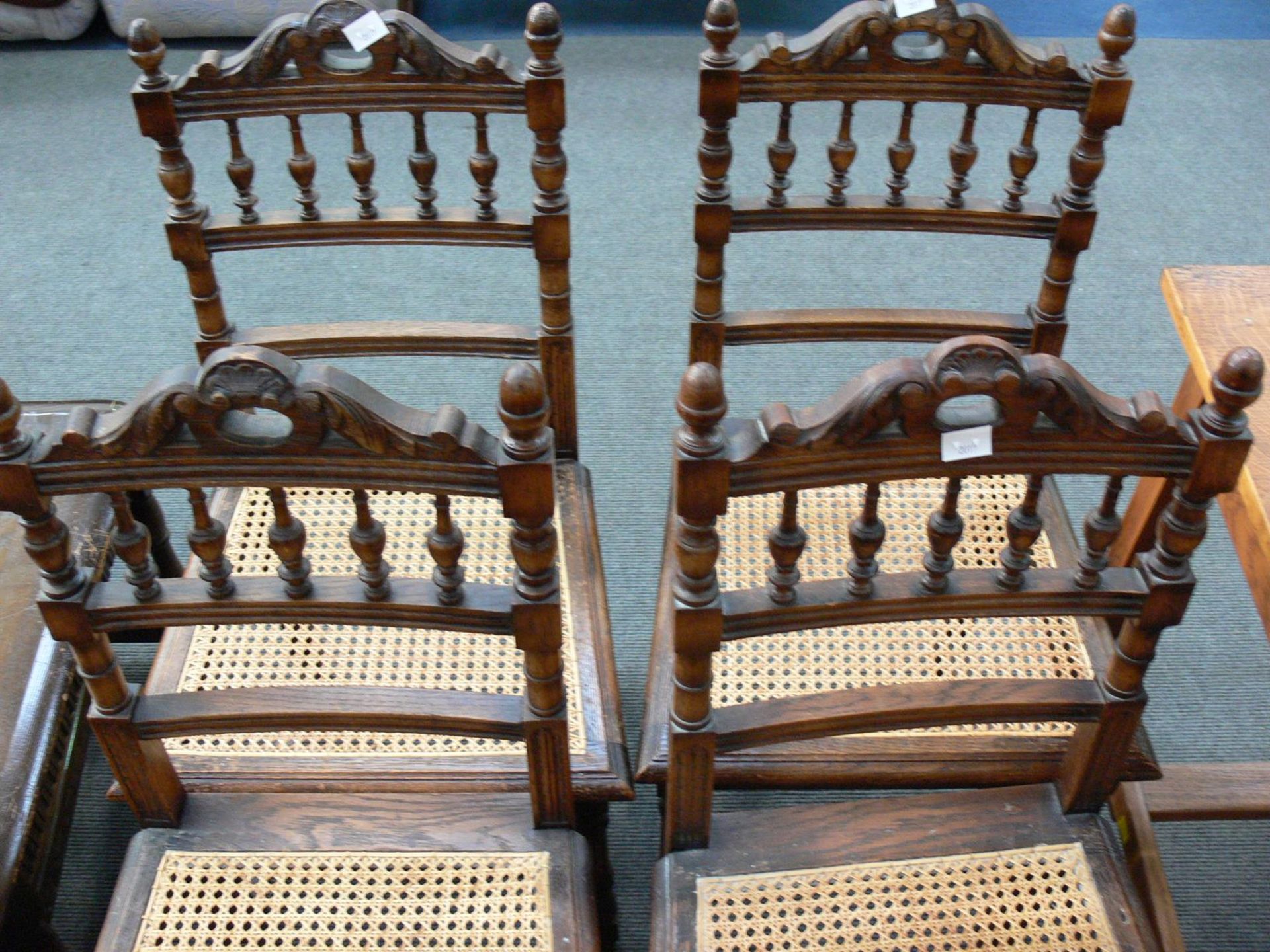 A set of Six French Oak Chairs which are reproduction in the style of Henry IV (6) (Est. £40 - £60 - Image 3 of 4