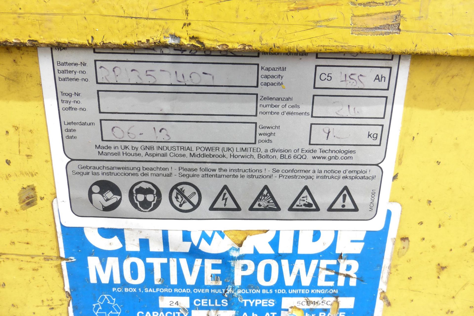 * Hyster 1200Kg electric Forklift C/W Charger 'spares or repair'. Please note there is a £20 plus - Image 2 of 5